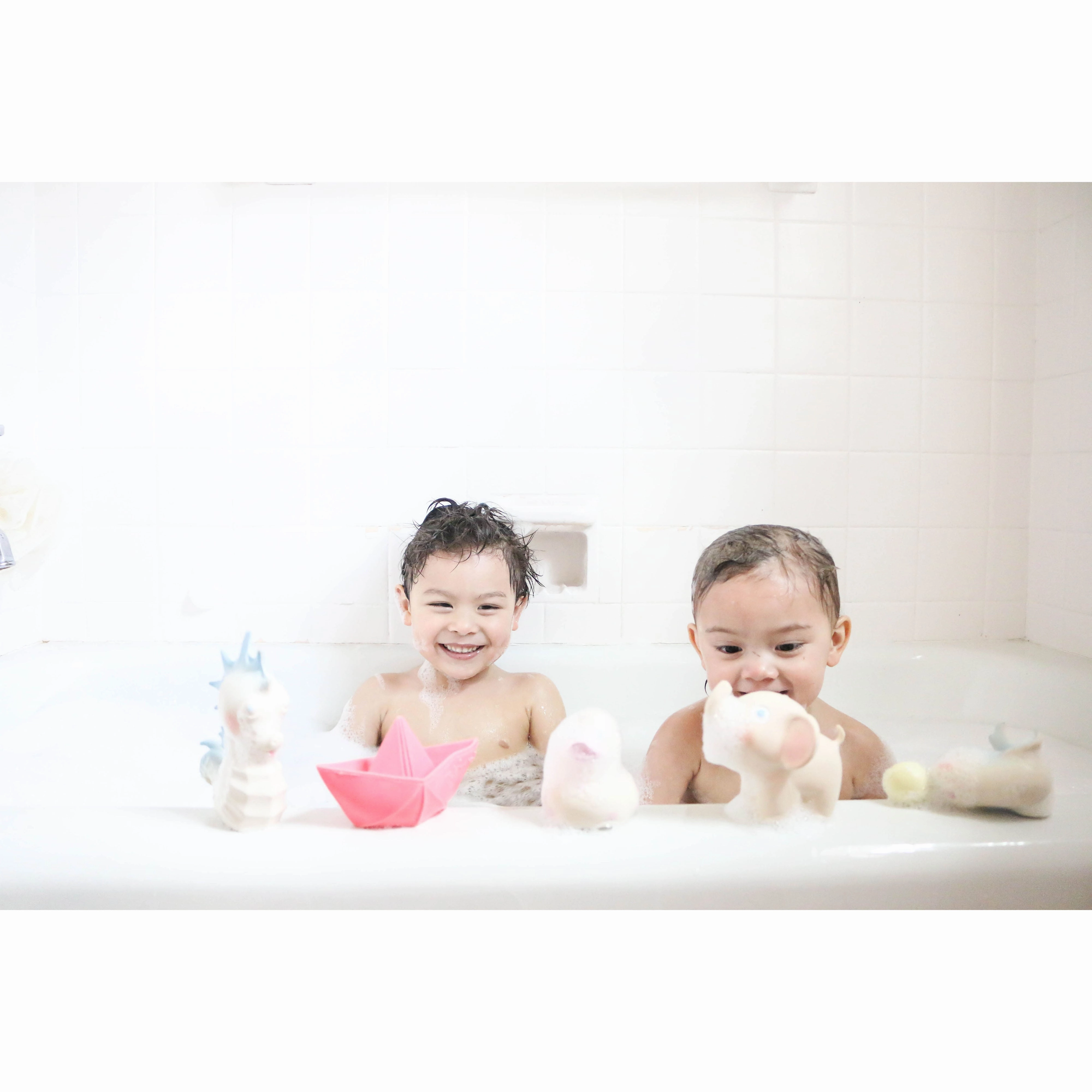 Oli & Carol Small Spotty Ducks Teether