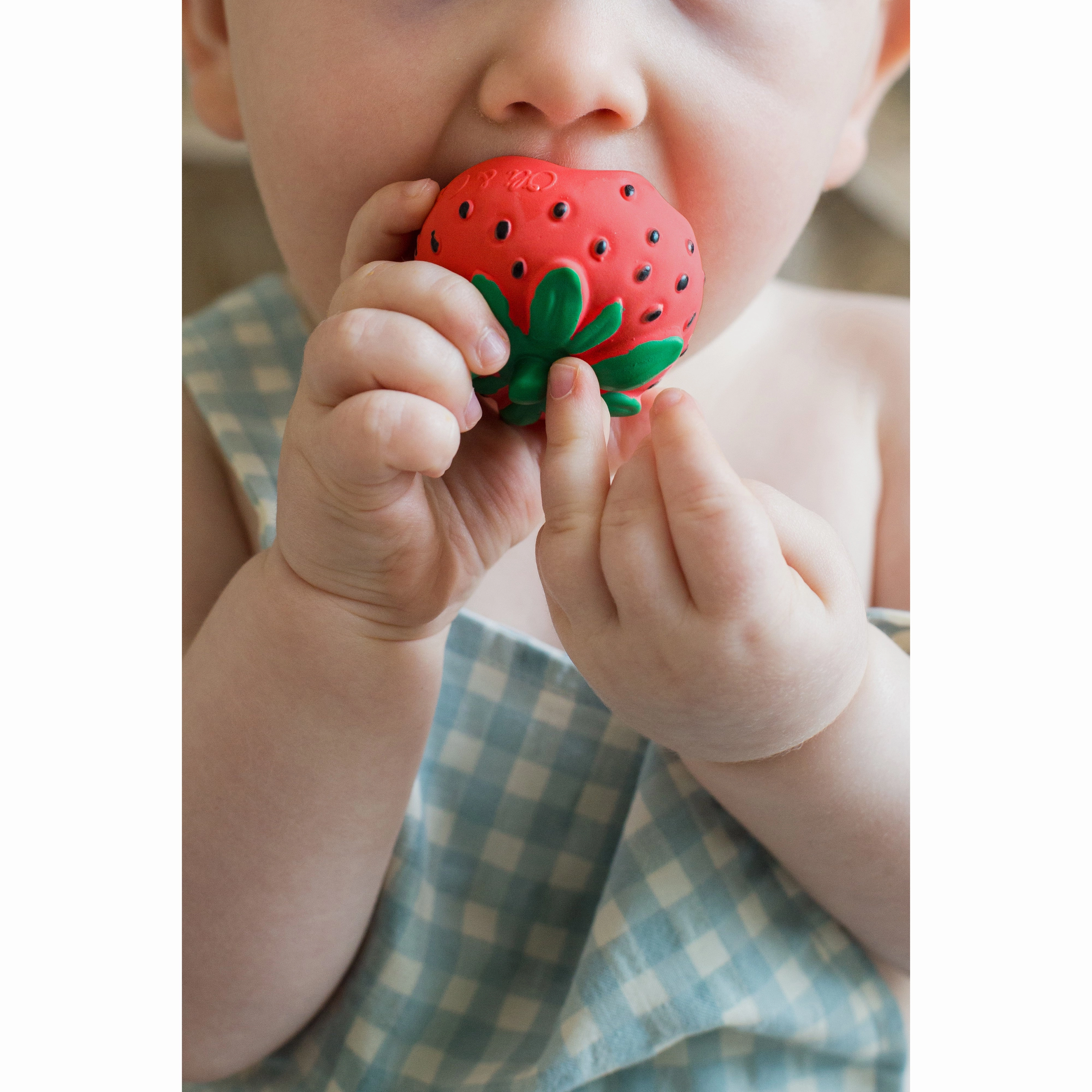 Oli & Carol Sweetie The Strawberry Teether