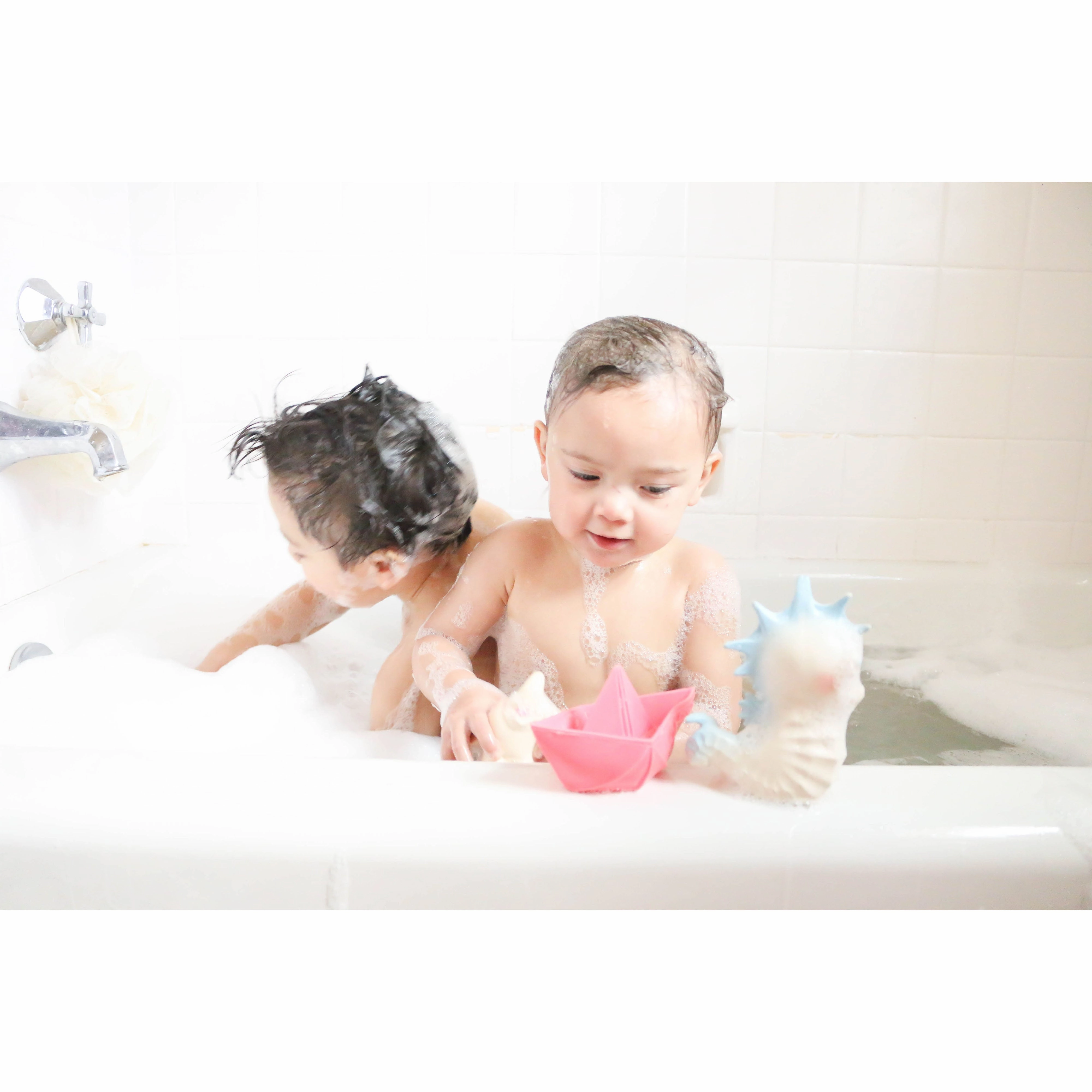 Oli & Carol Vintage Bubbles the Sea Horse Teether