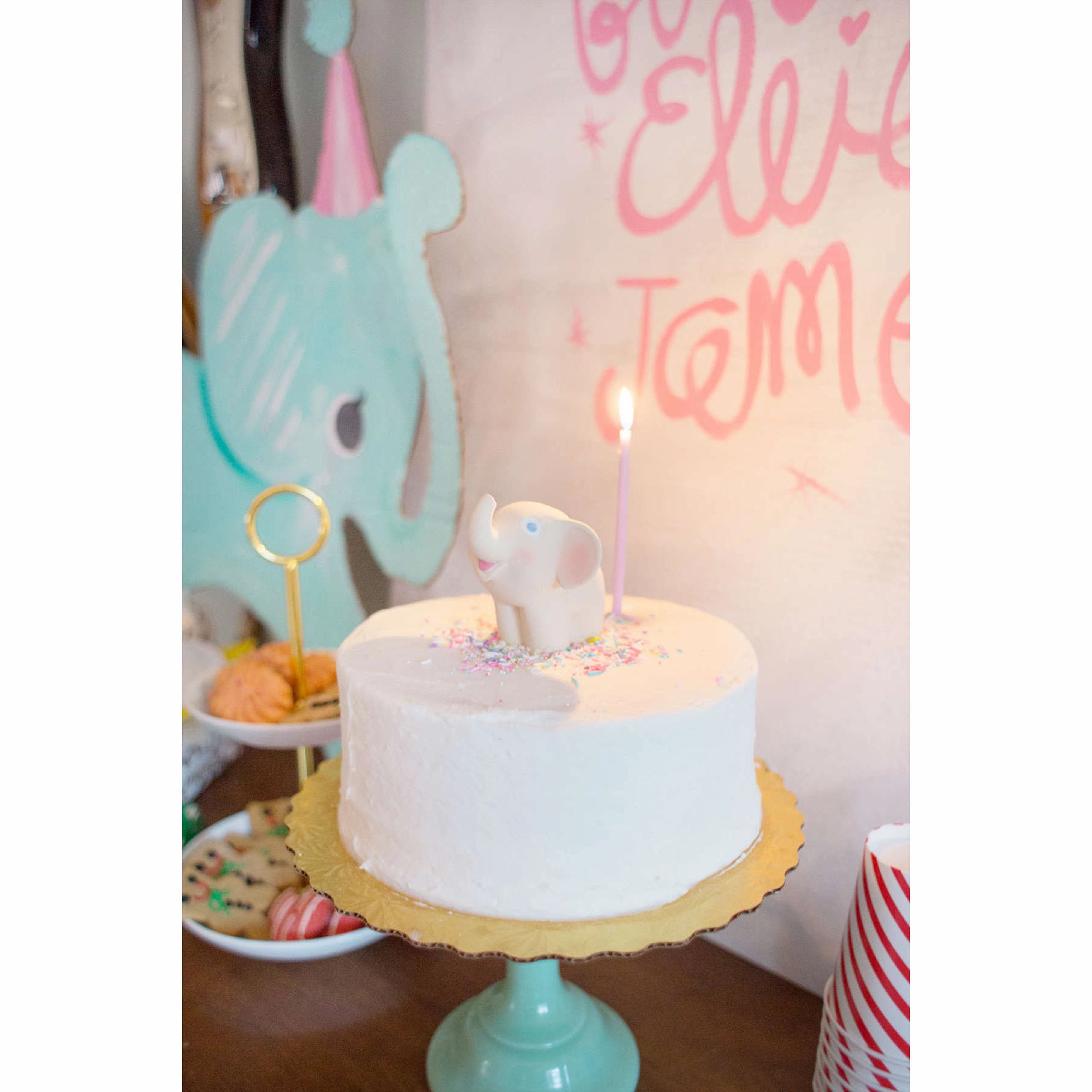 Oli & Carol Vintage Nelly the Elephant Teether