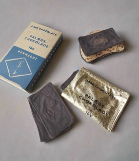 Pack of 4 Dark Chocolate Slices  Plgschokolade / Sandwich Chocolate