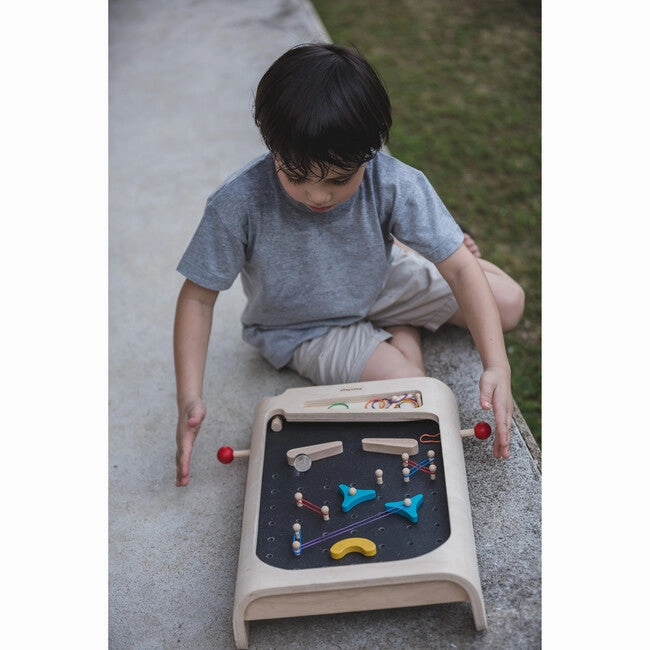 Pinball -  Plan Toys Pinball game