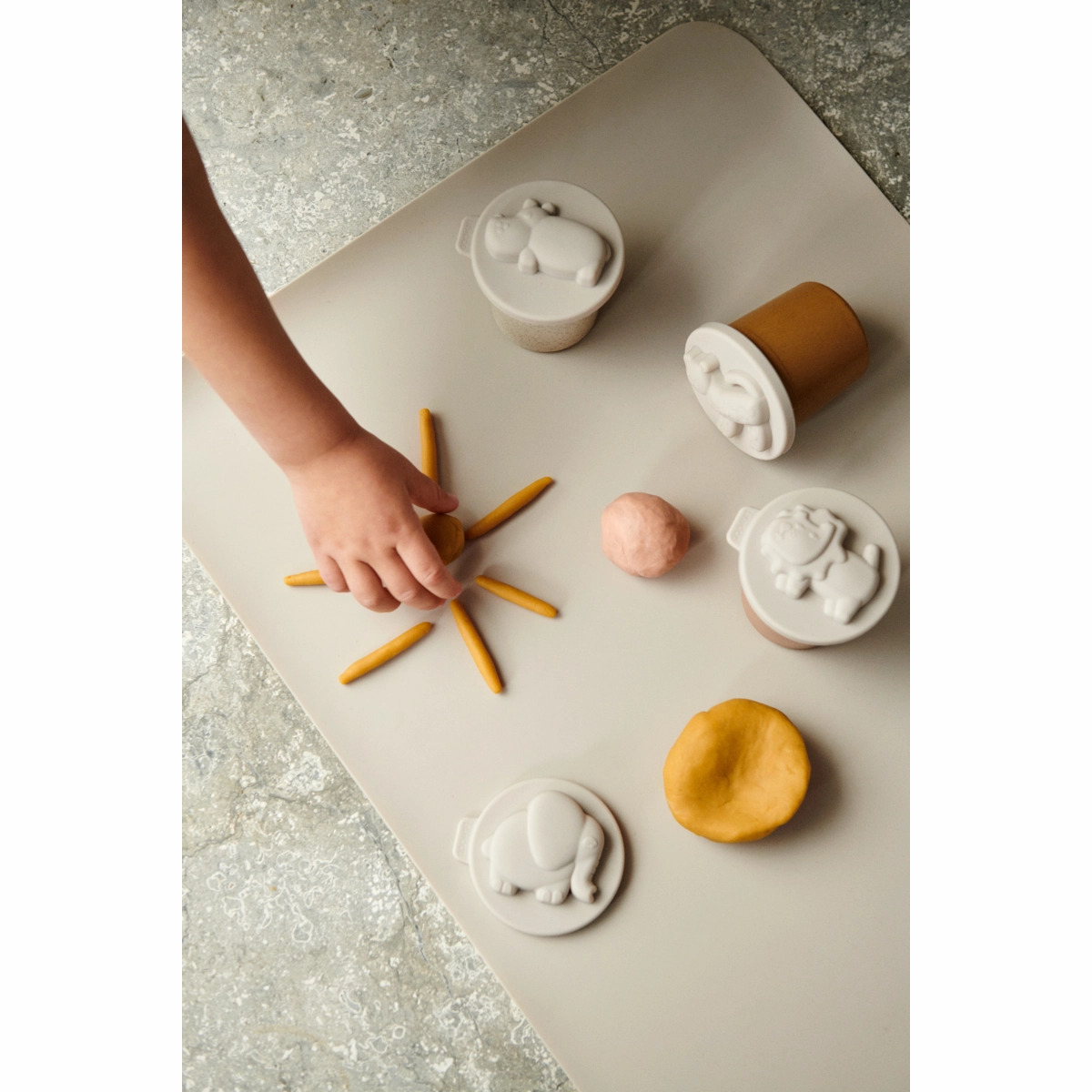 Play Dough - Rollie - Yellow Mellow Mix
