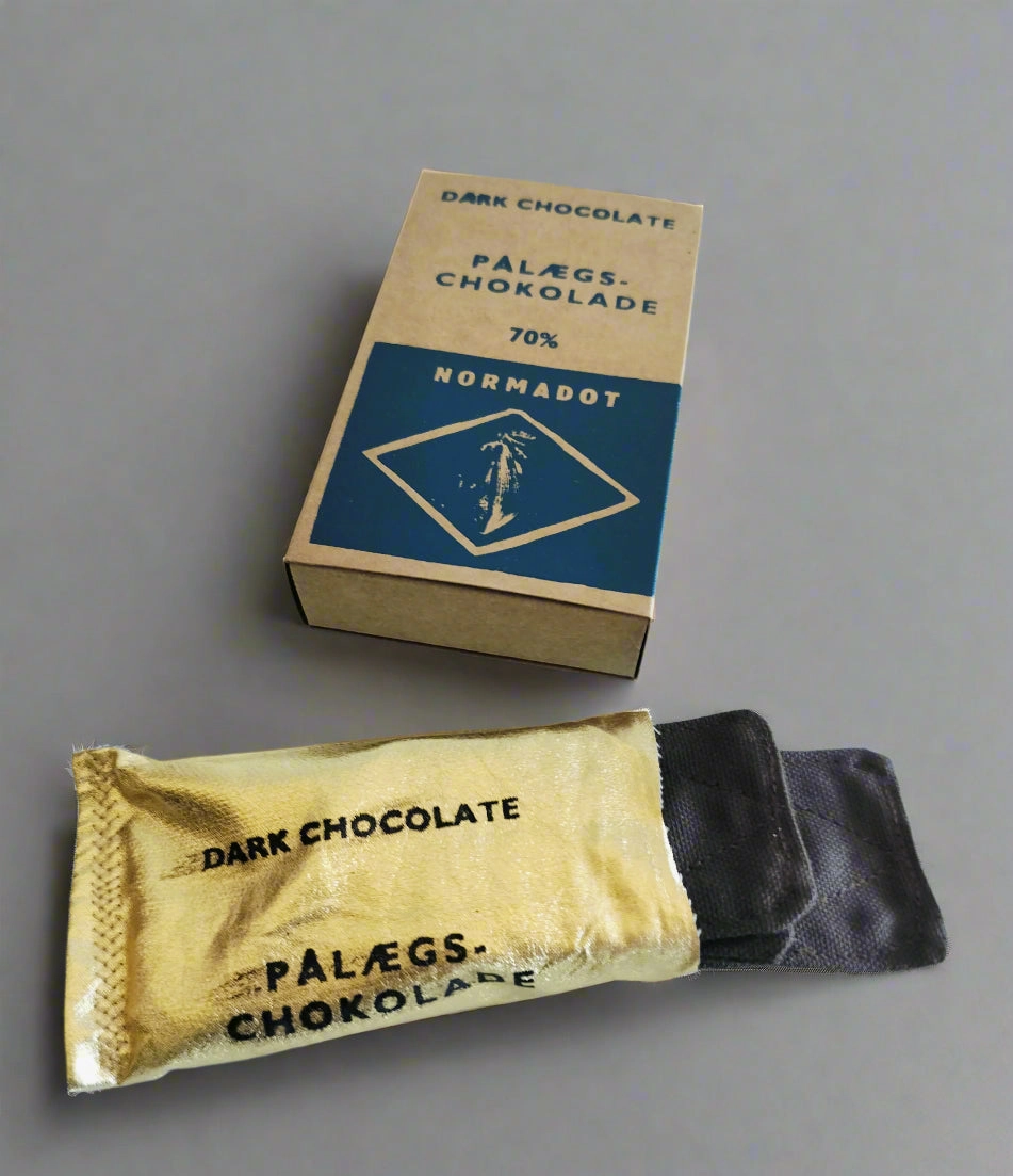 Plgschokolade - Dark Chocolate and bread