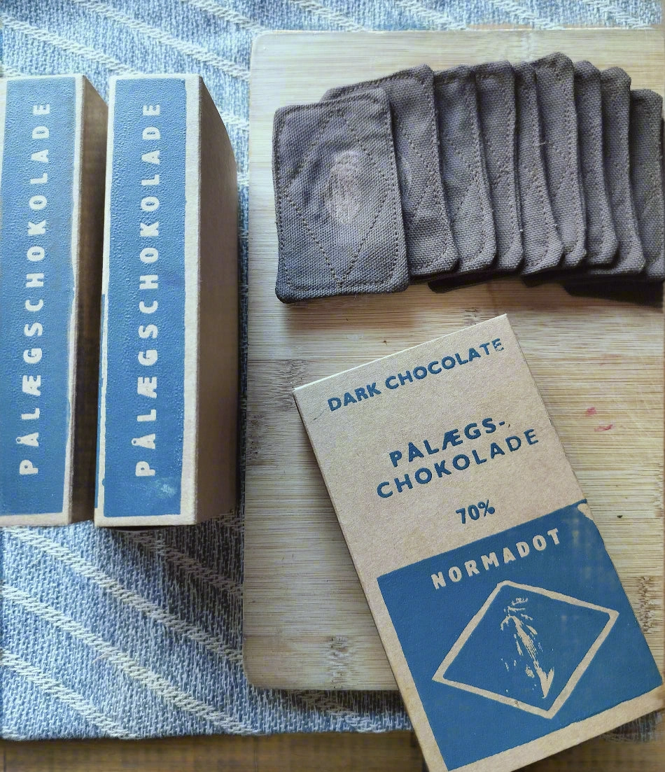 Plgschokolade - Dark Chocolate and bread
