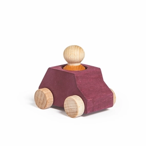 Plum wooden car with ochre figure