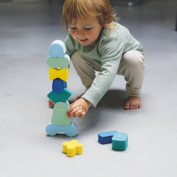 Quut Blokki - Balancing Shapes - Minty Green