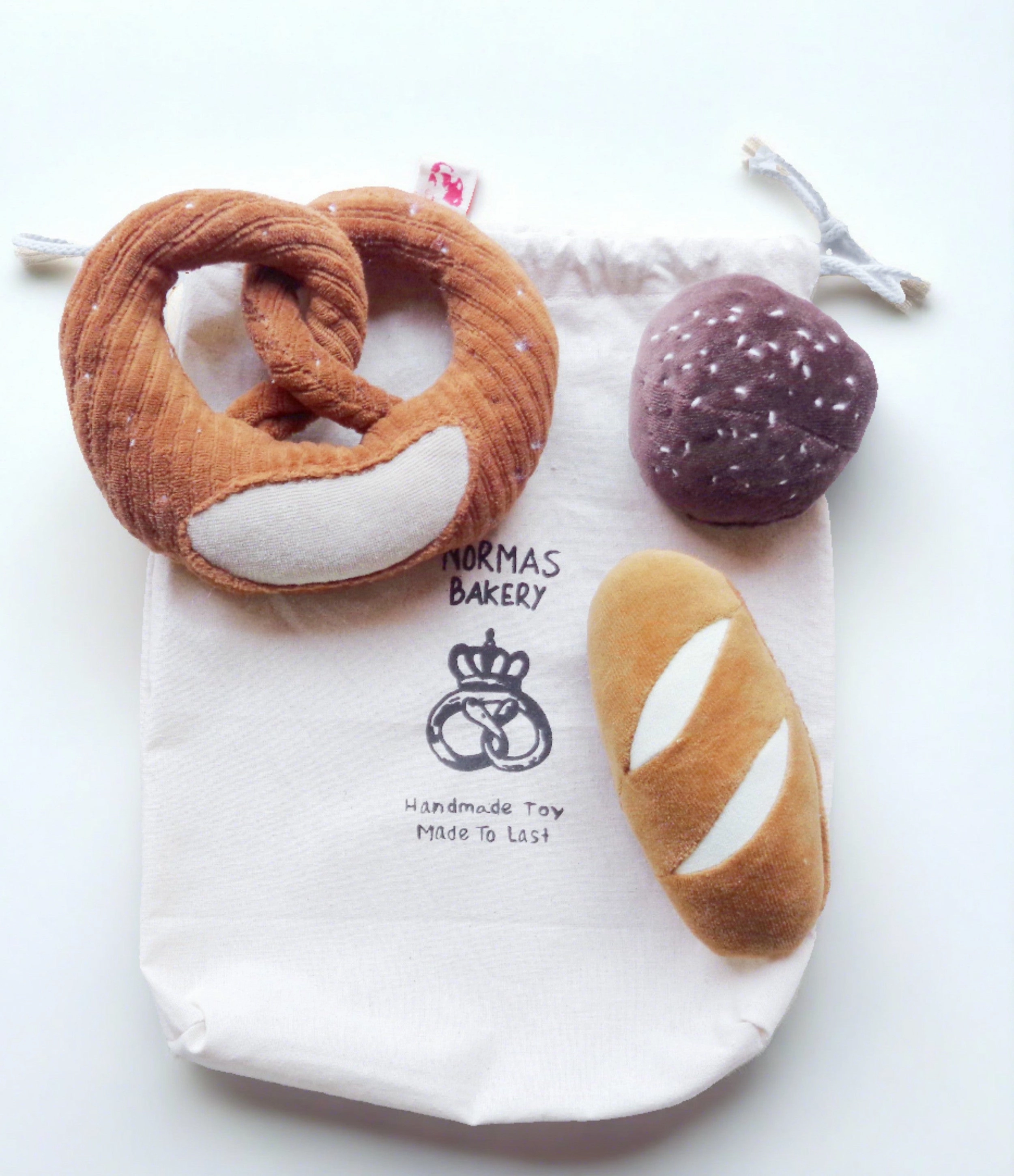 Rattle set -  Fresh baked bread