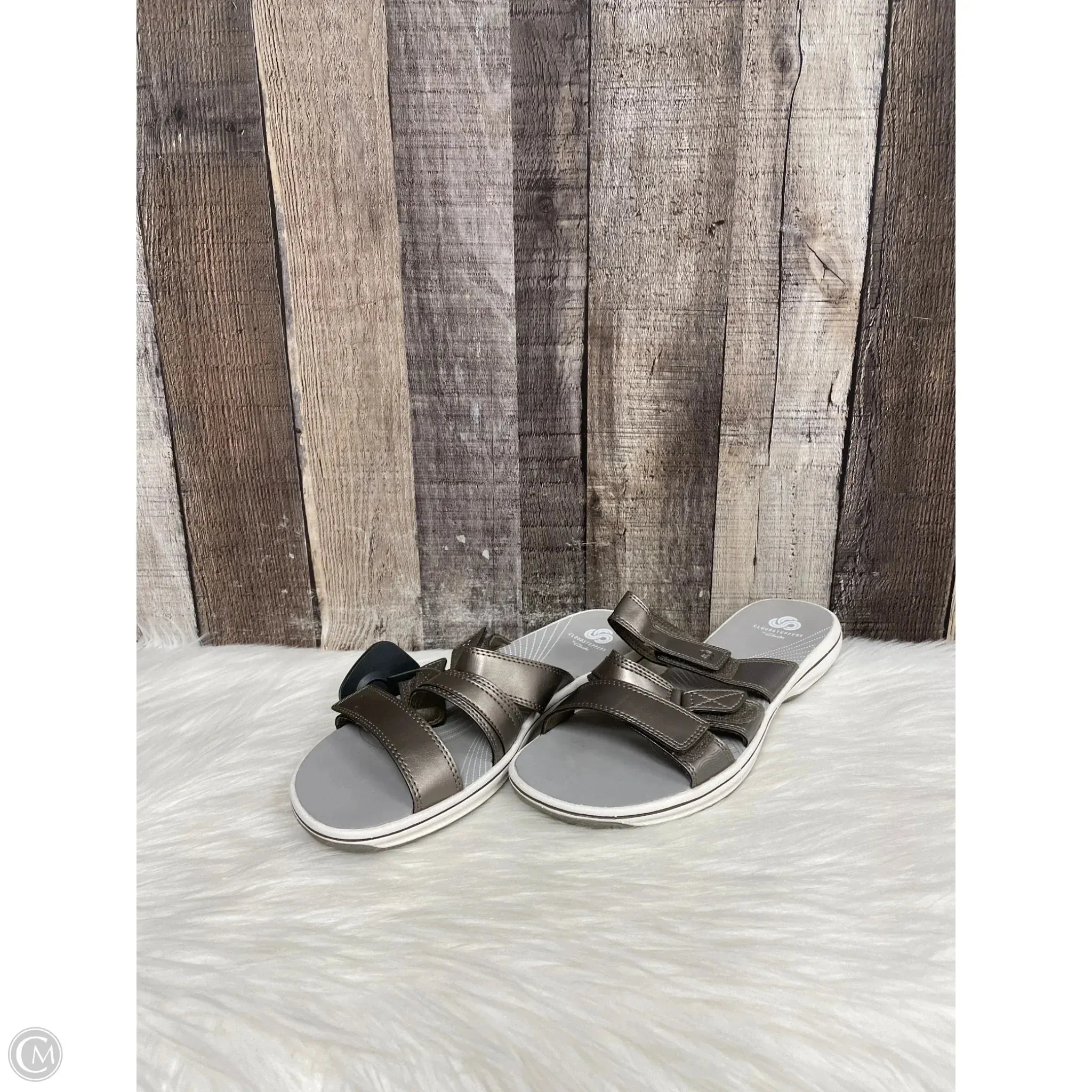 Sandals Flats By Clarks In Grey, Size: 8 clarks