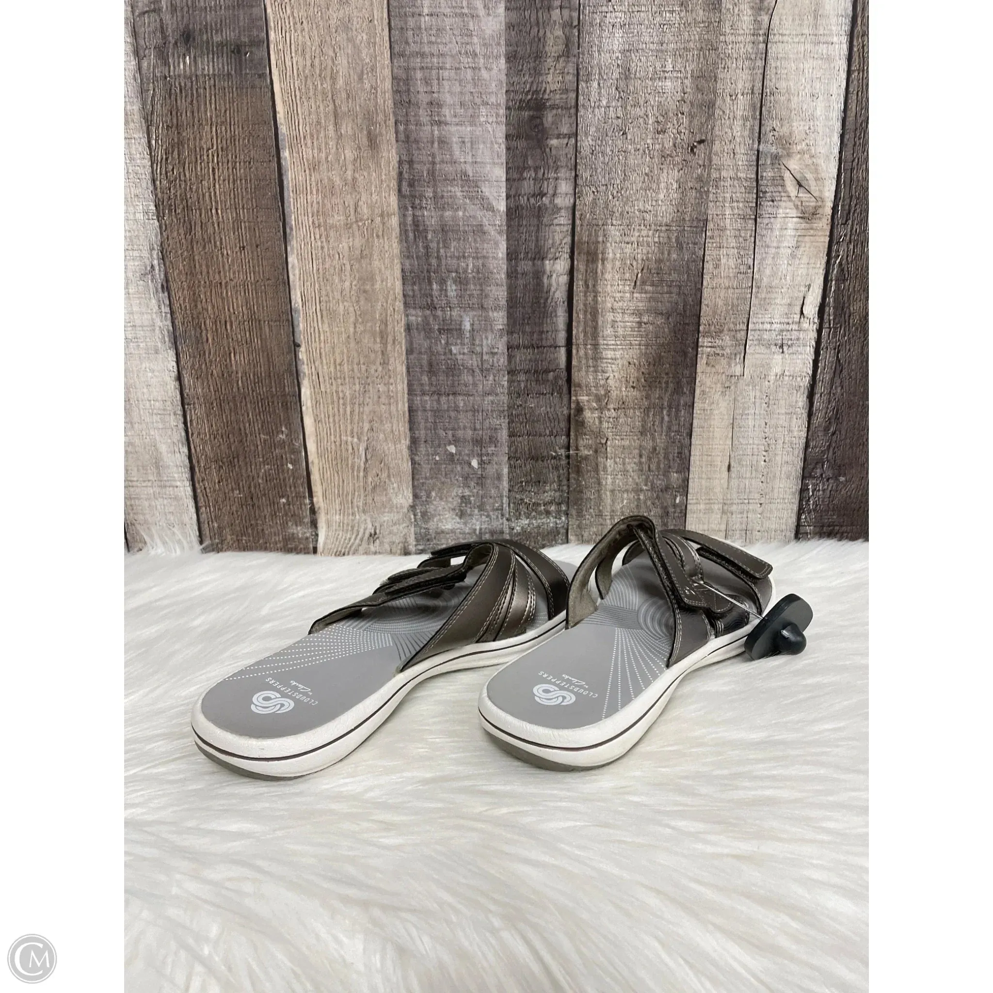 Sandals Flats By Clarks In Grey, Size: 8 clarks