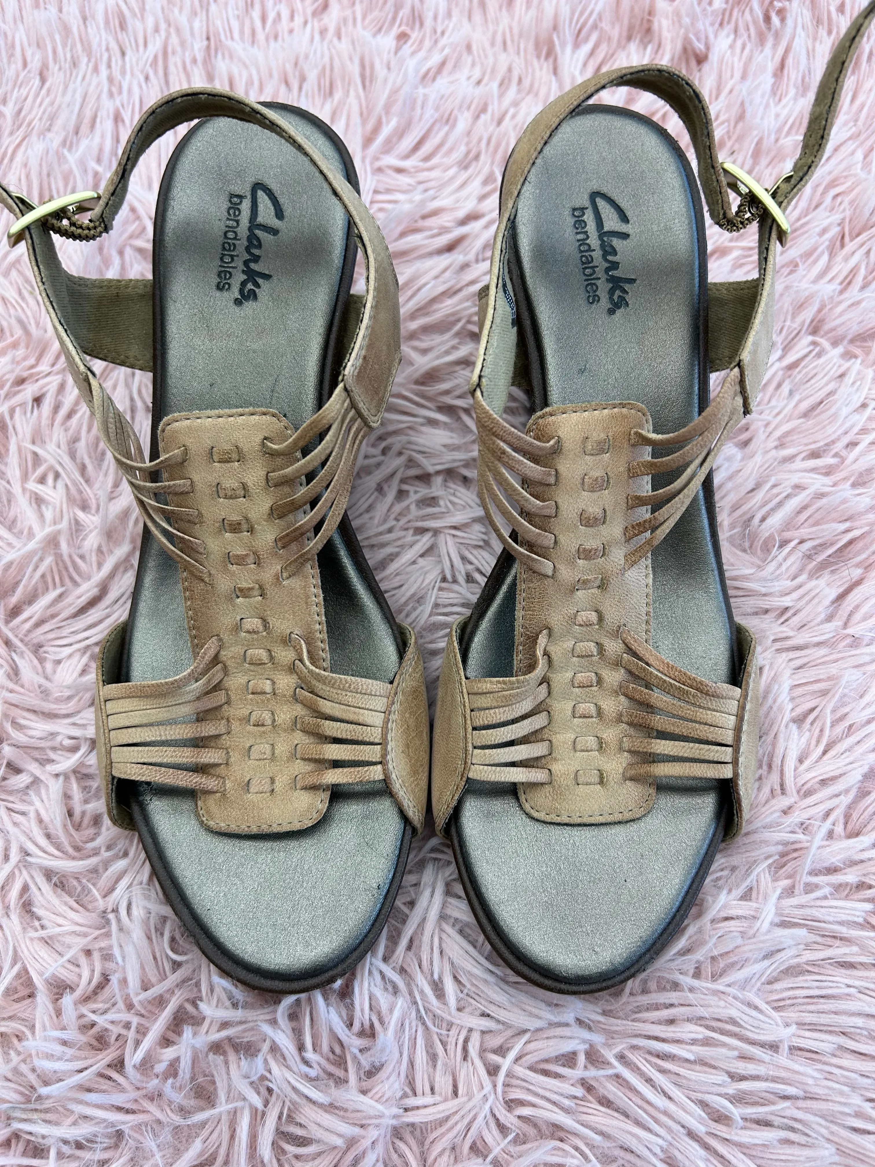 Sandals Heels Wedge By Clarks In Brown, Size: 8 clarks