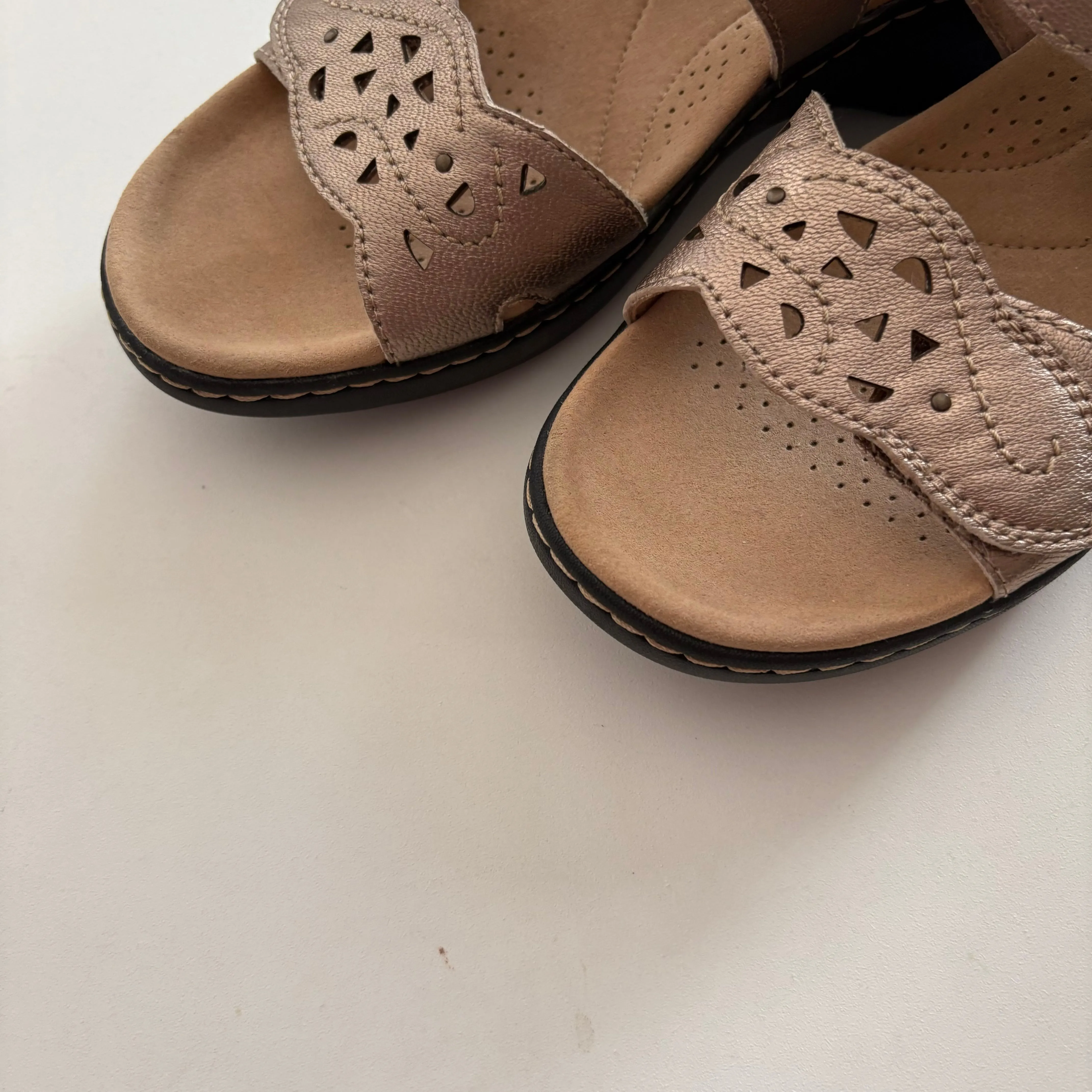 Sandals Heels Wedge By Clarks In Gold, Size: 7 clarks