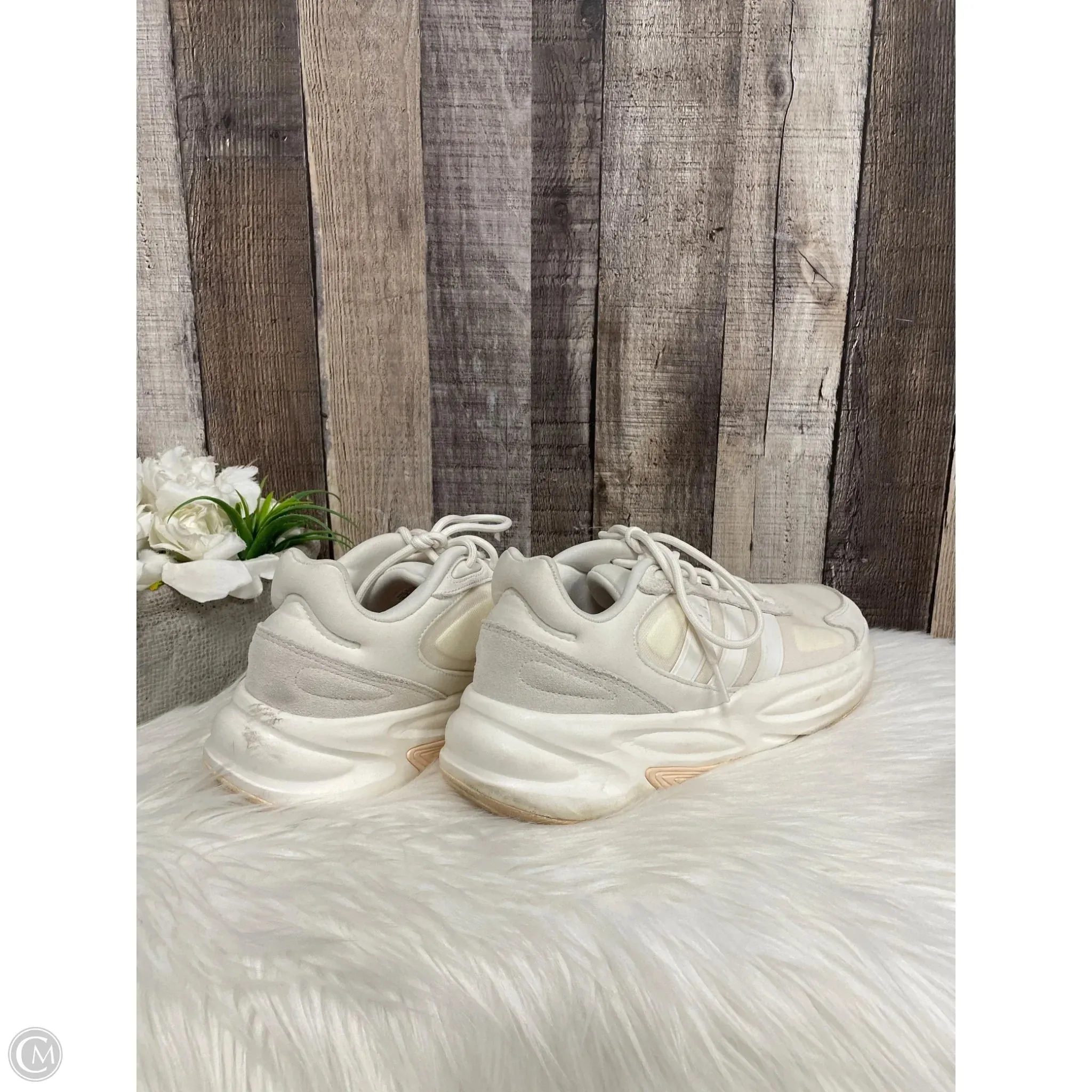 Shoes Athletic By Adidas In Cream, Size: 10 adidas
