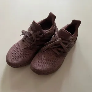 Shoes Athletic By Adidas In Purple, Size: 6 adidas