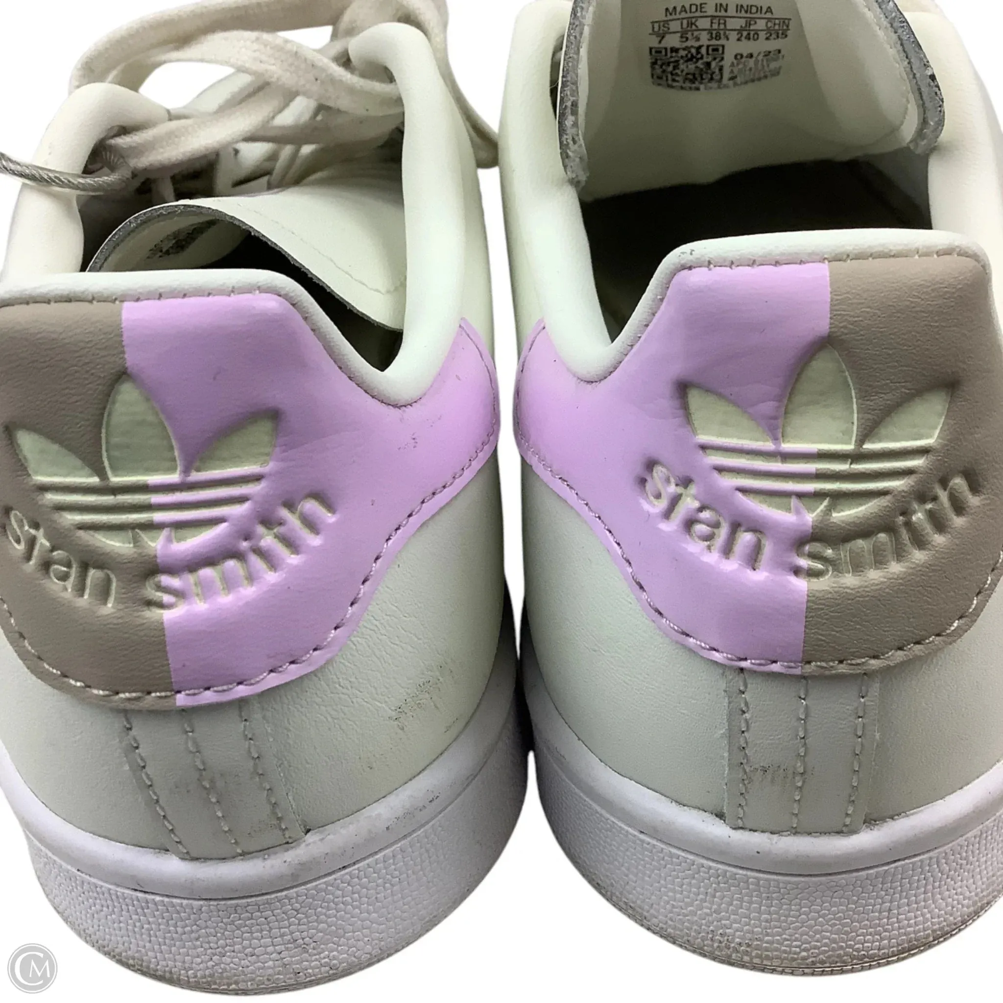 Shoes Athletic By Adidas In White, Size: 7 adidas