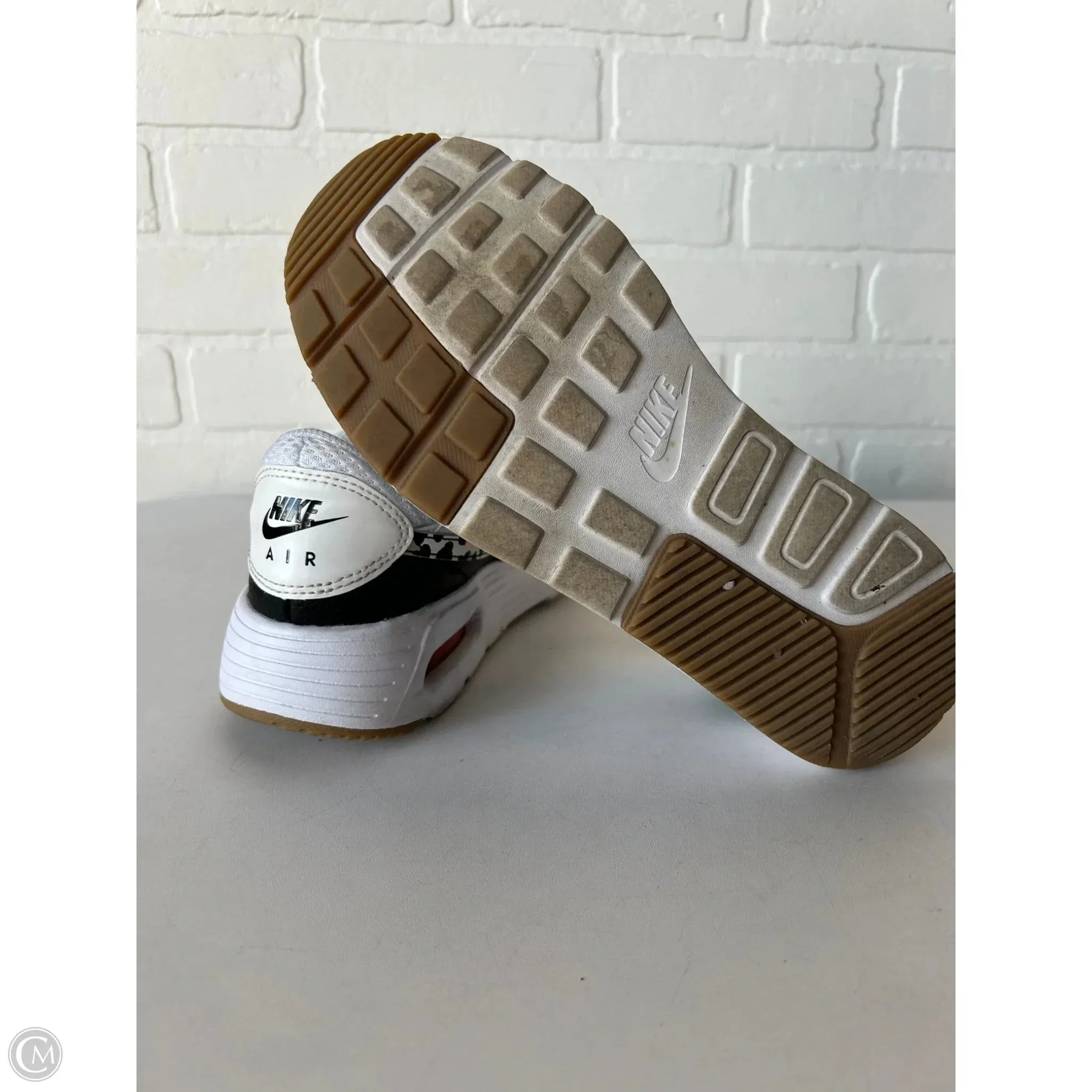 Shoes Athletic By Nike In Black & White, Size: 7 nike