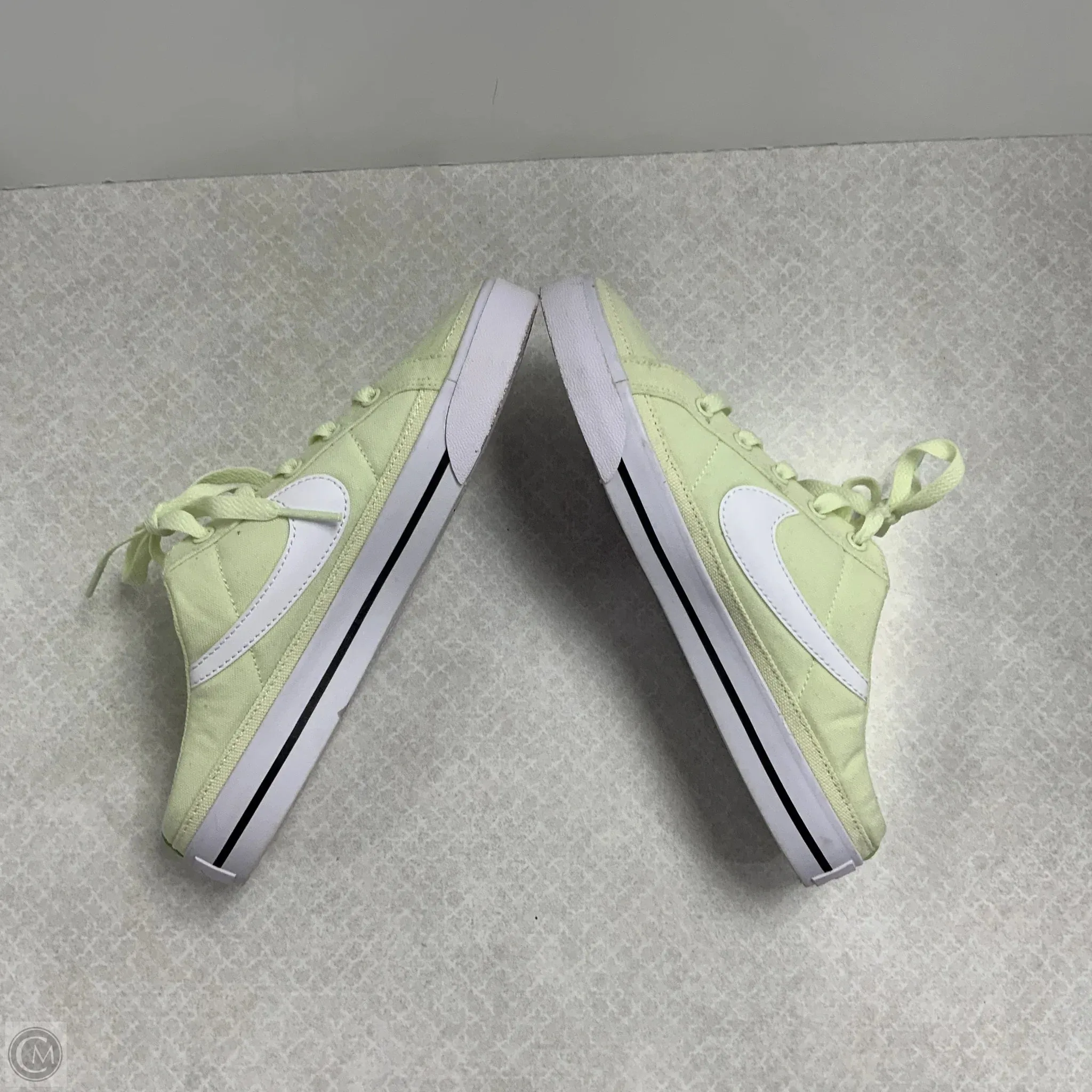 Shoes Athletic By Nike In Green, Size: 7 nike