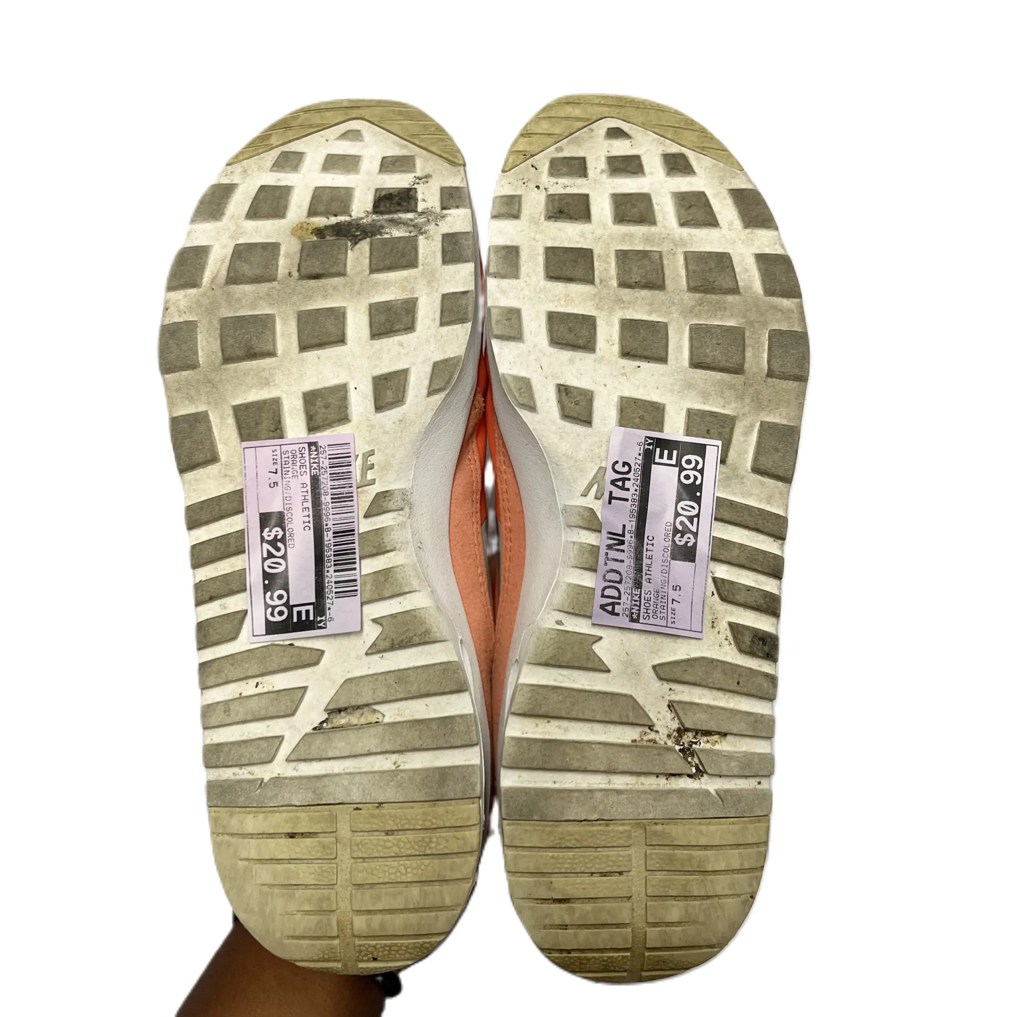 Shoes Athletic By Nike  Size: 7.5 nike