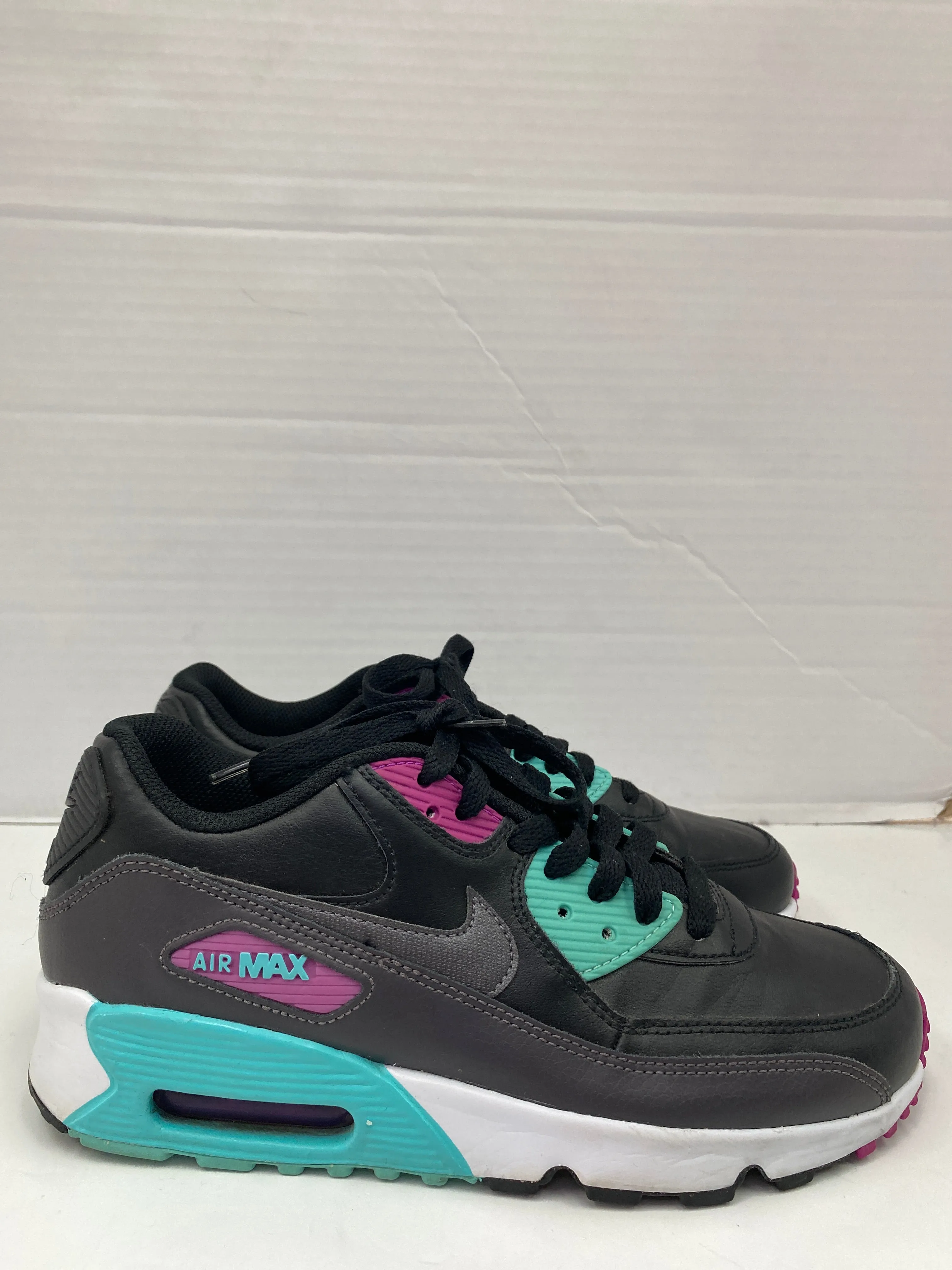 Shoes Athletic By Nike  Size: 8 nike
