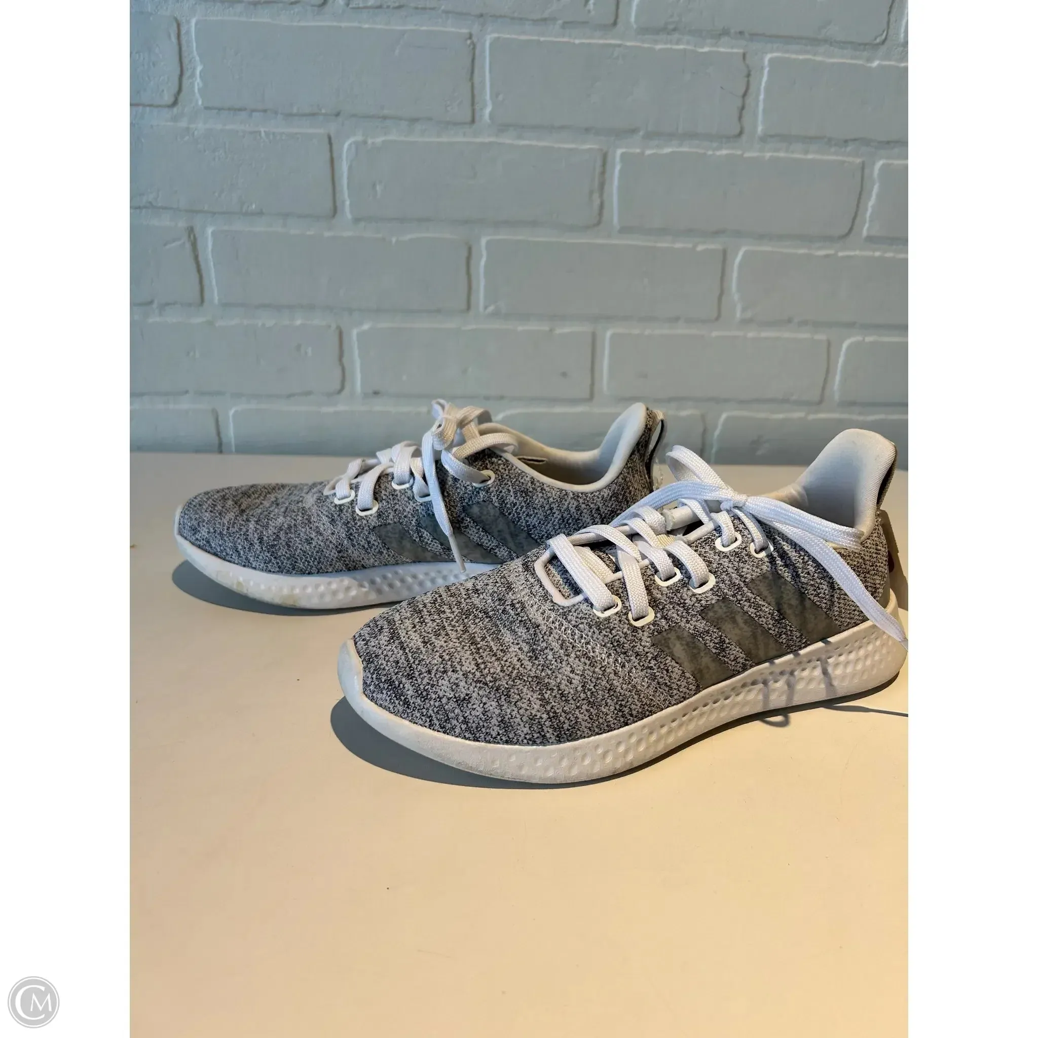 Shoes Sneakers By Adidas In Grey, Size: 7 adidas