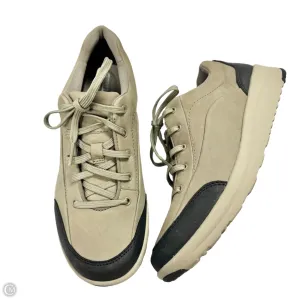 Shoes Sneakers By Clarks In Black & Grey, Size: 8.5 clarks