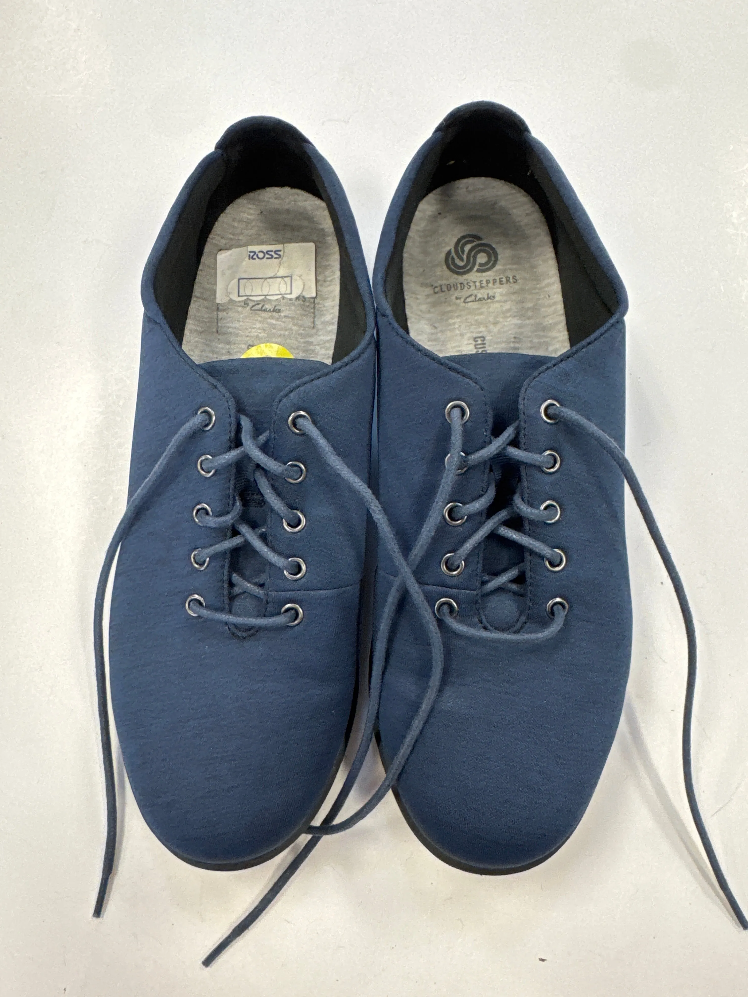 Shoes Sneakers By Clarks In Navy, Size: 9 clarks