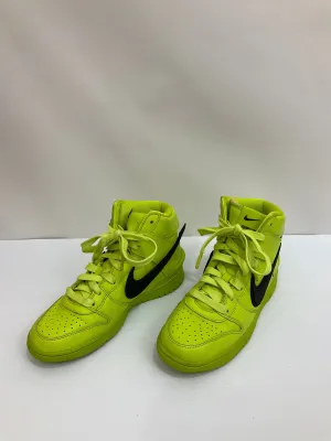 Shoes Sneakers By Nike In Green, Size: 7 nike