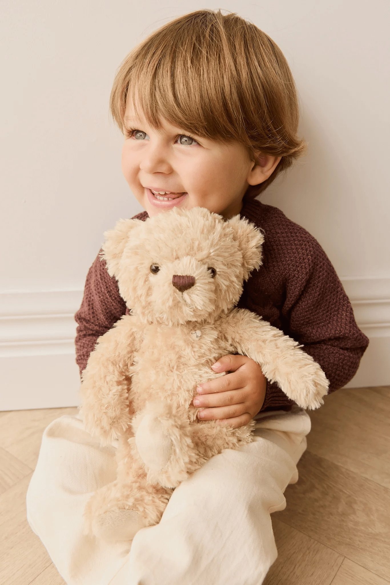 Snuggle Bunnies - Arthur the Bear