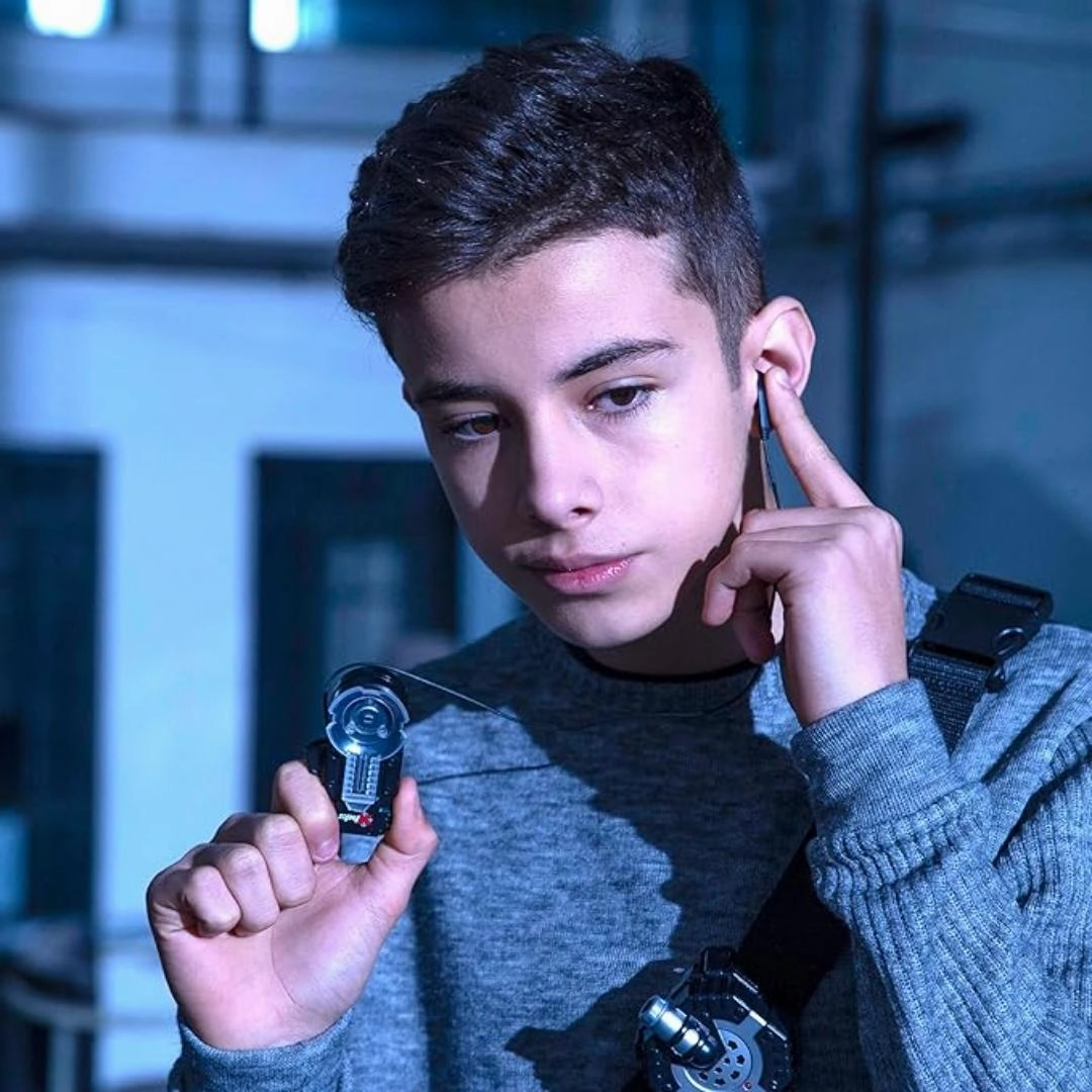 SpyX - Micro Gear Set - 4 Must-Have Spy Tools Attached to an Adjustable Belt