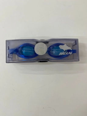 swim goggles