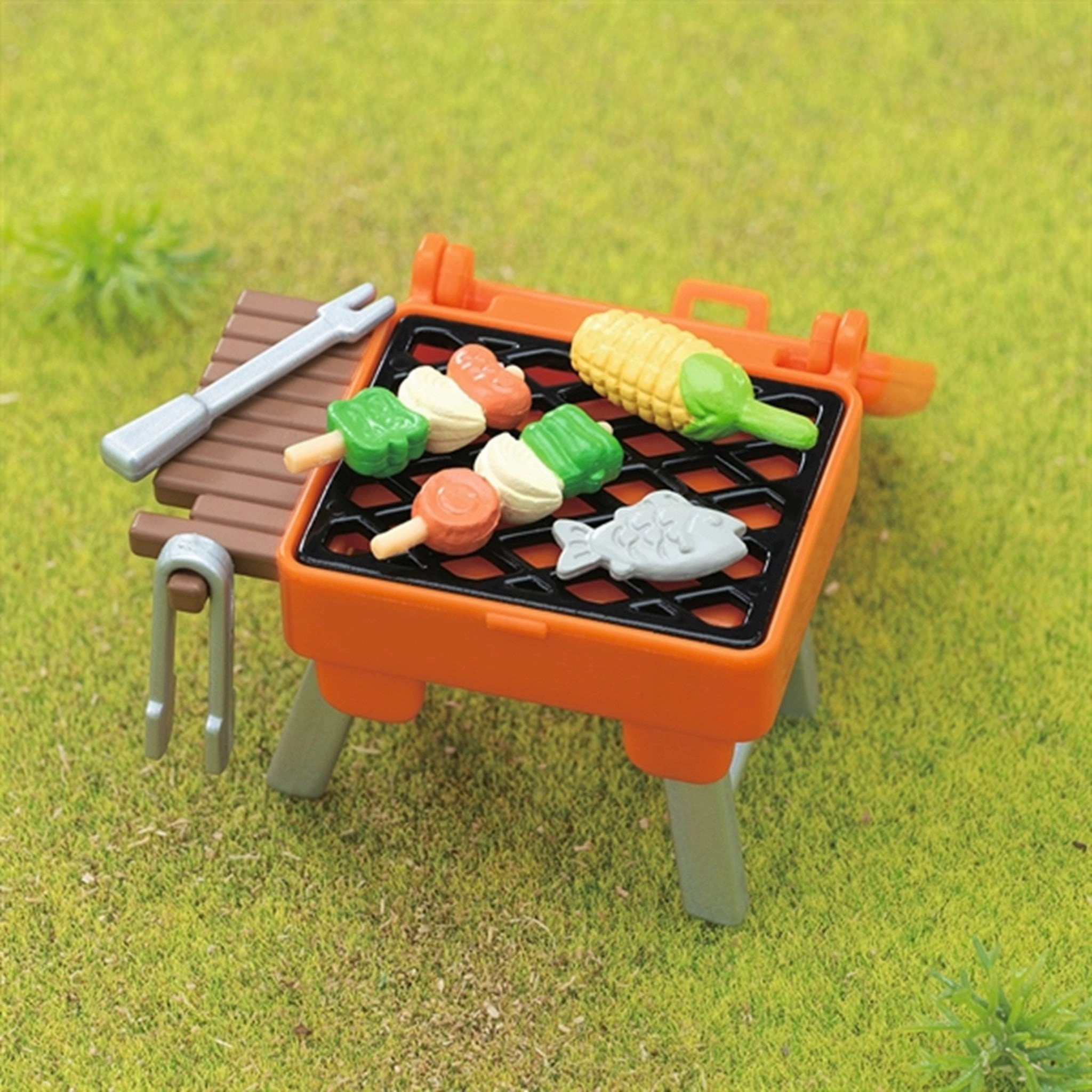 Sylvanian Families? BBQ Picnic Set Elephant Girl