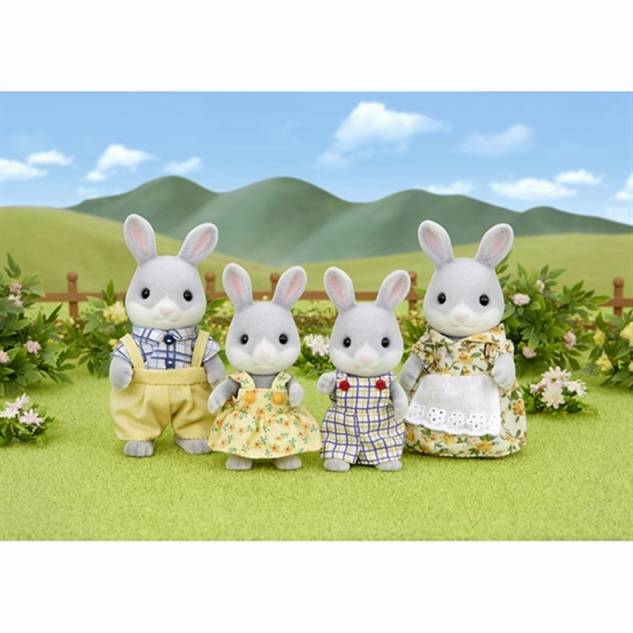 Sylvanian Families? Cottontail Rabbit Family