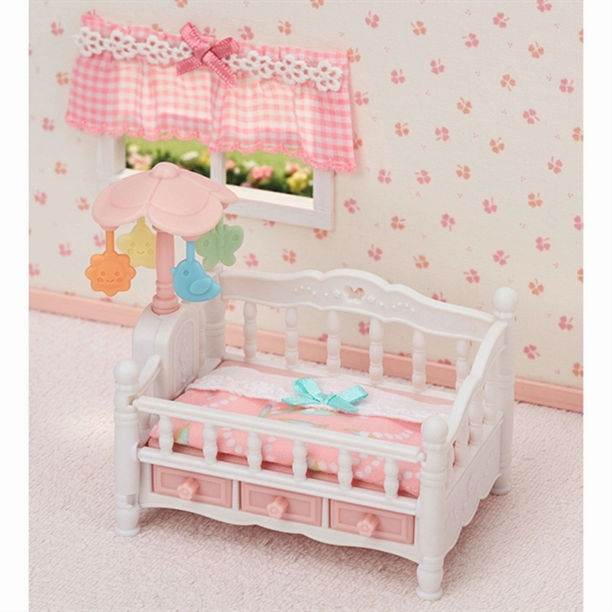 Sylvanian Families? Crib with Mobile