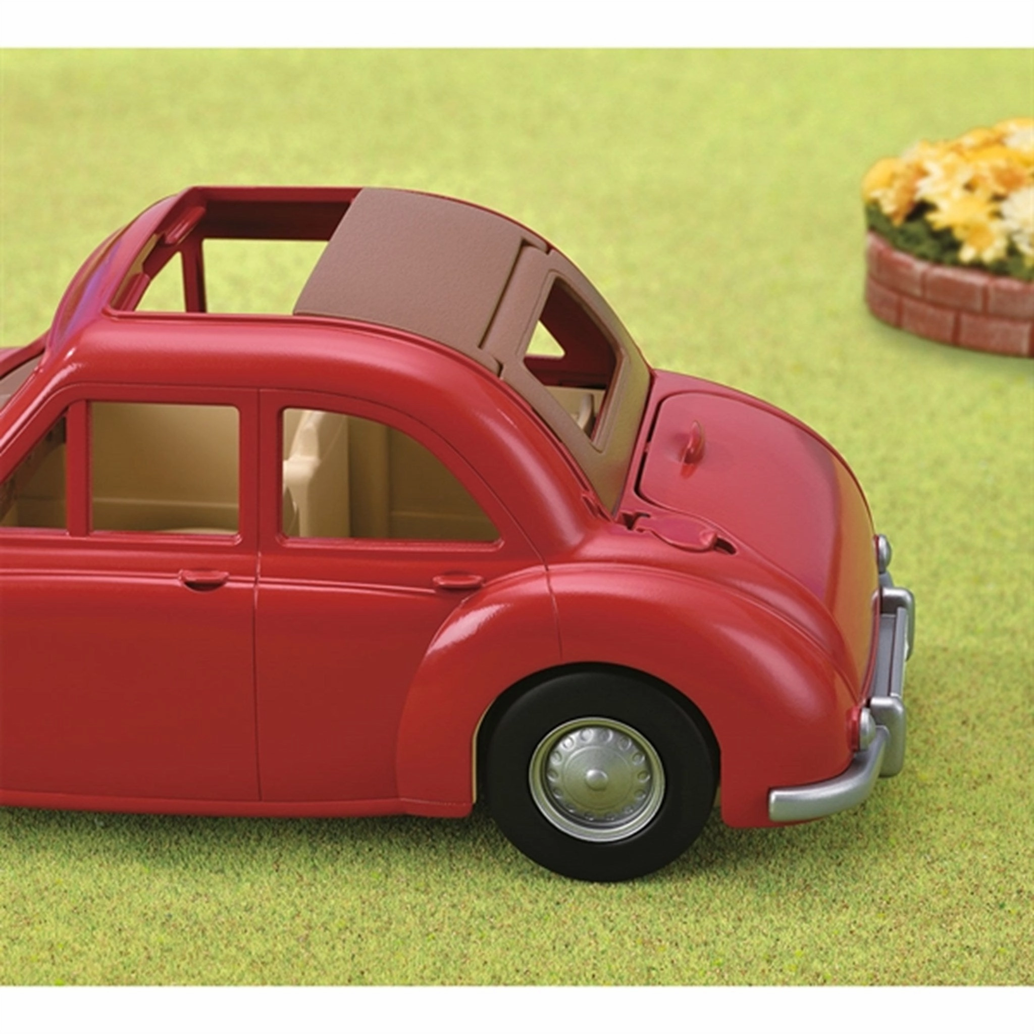 Sylvanian Families? Family Cruising Car