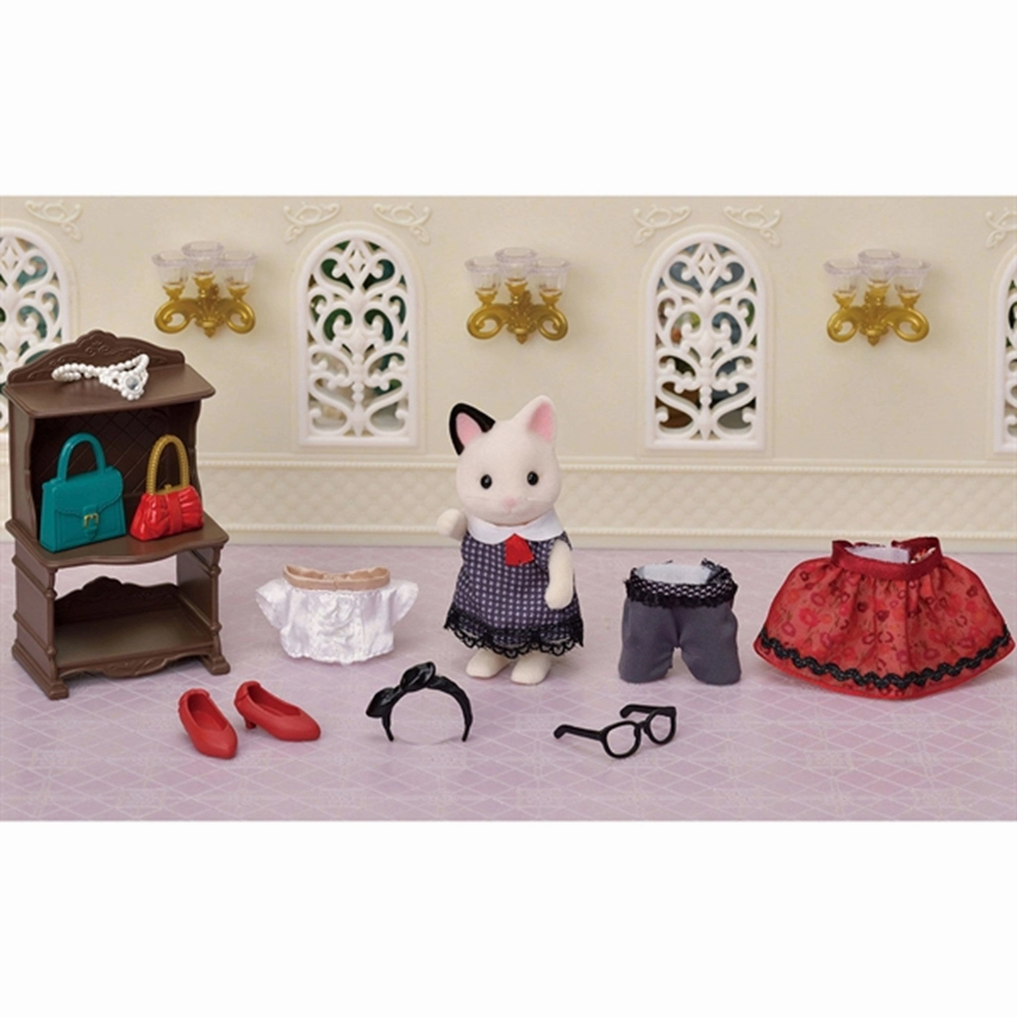 Sylvanian Families? Fashion Play Set Town Girl Series Tuxedo Cat