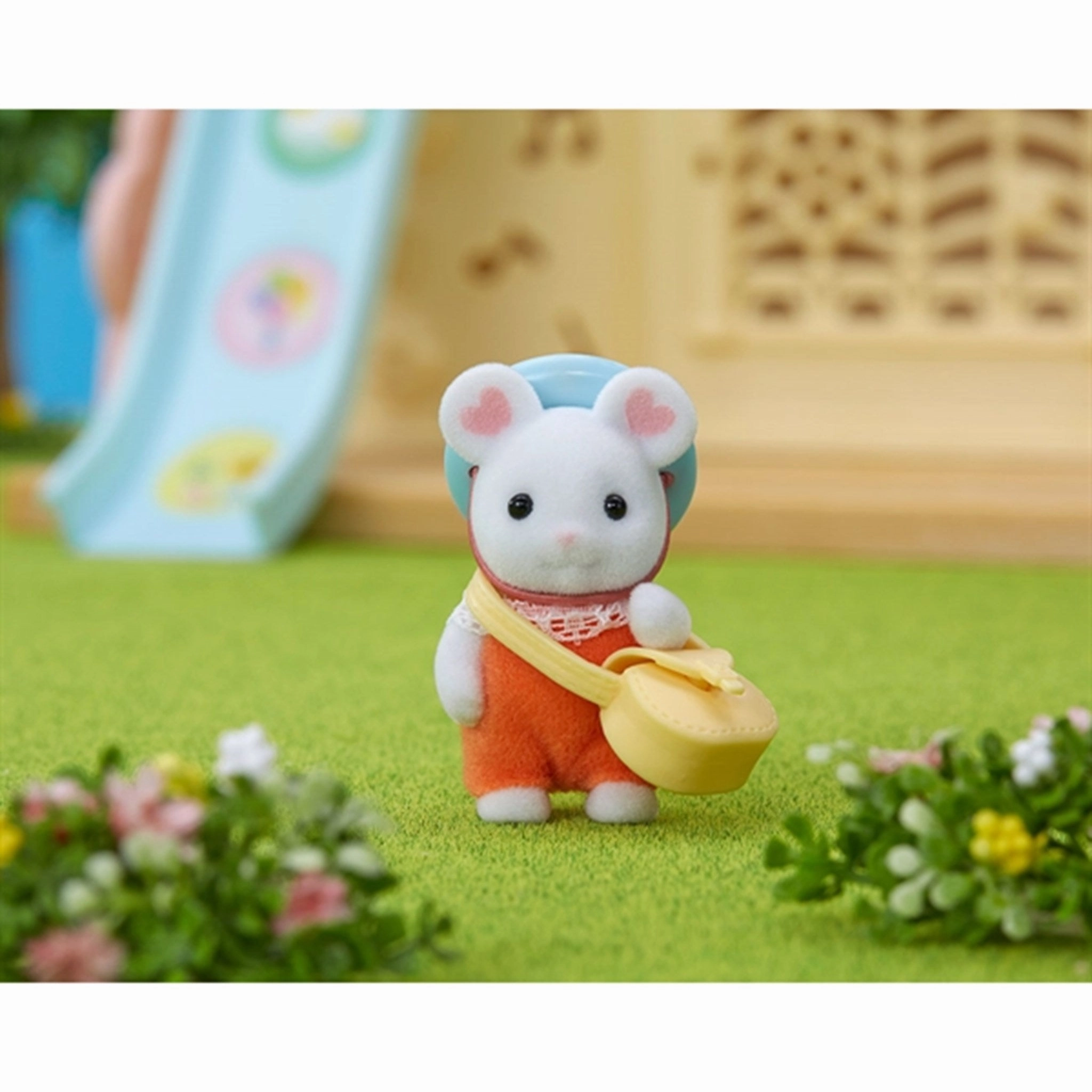 Sylvanian Families Marshmallow Mouse Baby