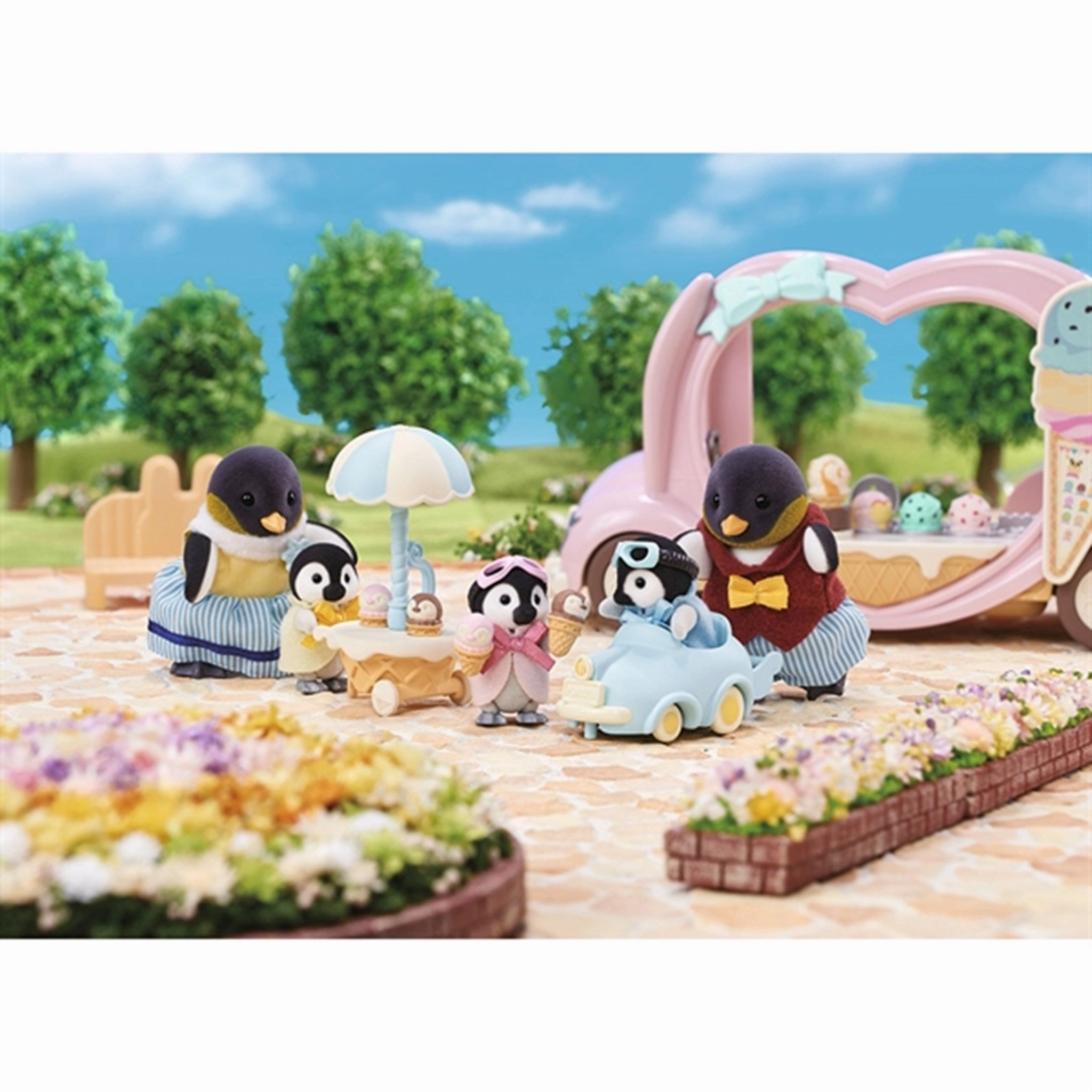 Sylvanian Families? Penguin Babies Ride'n Play