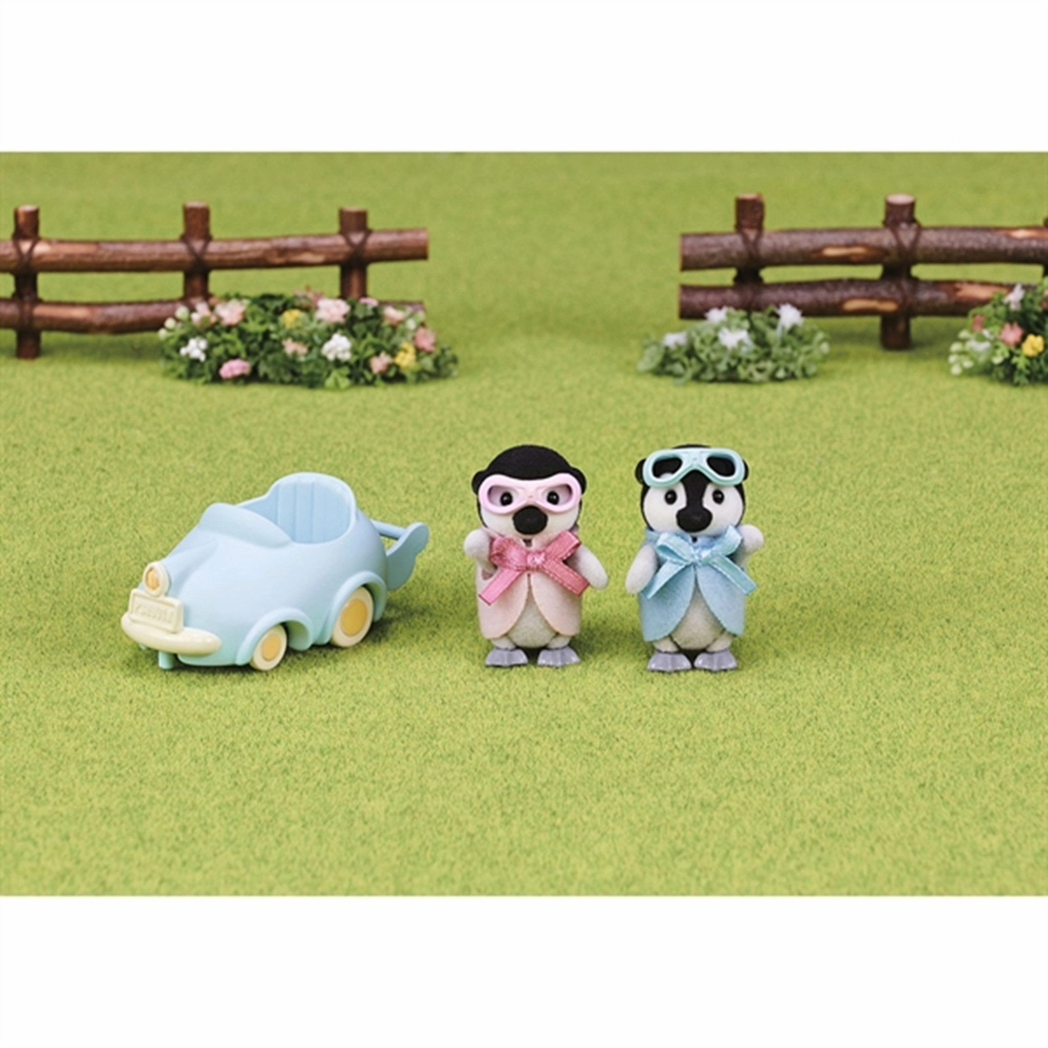 Sylvanian Families? Penguin Babies Ride'n Play