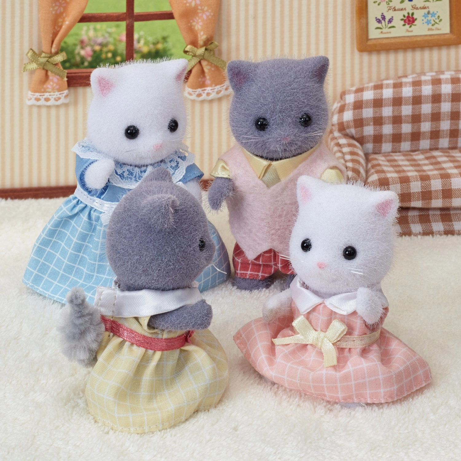 Sylvanian Families? Persian Cat Family