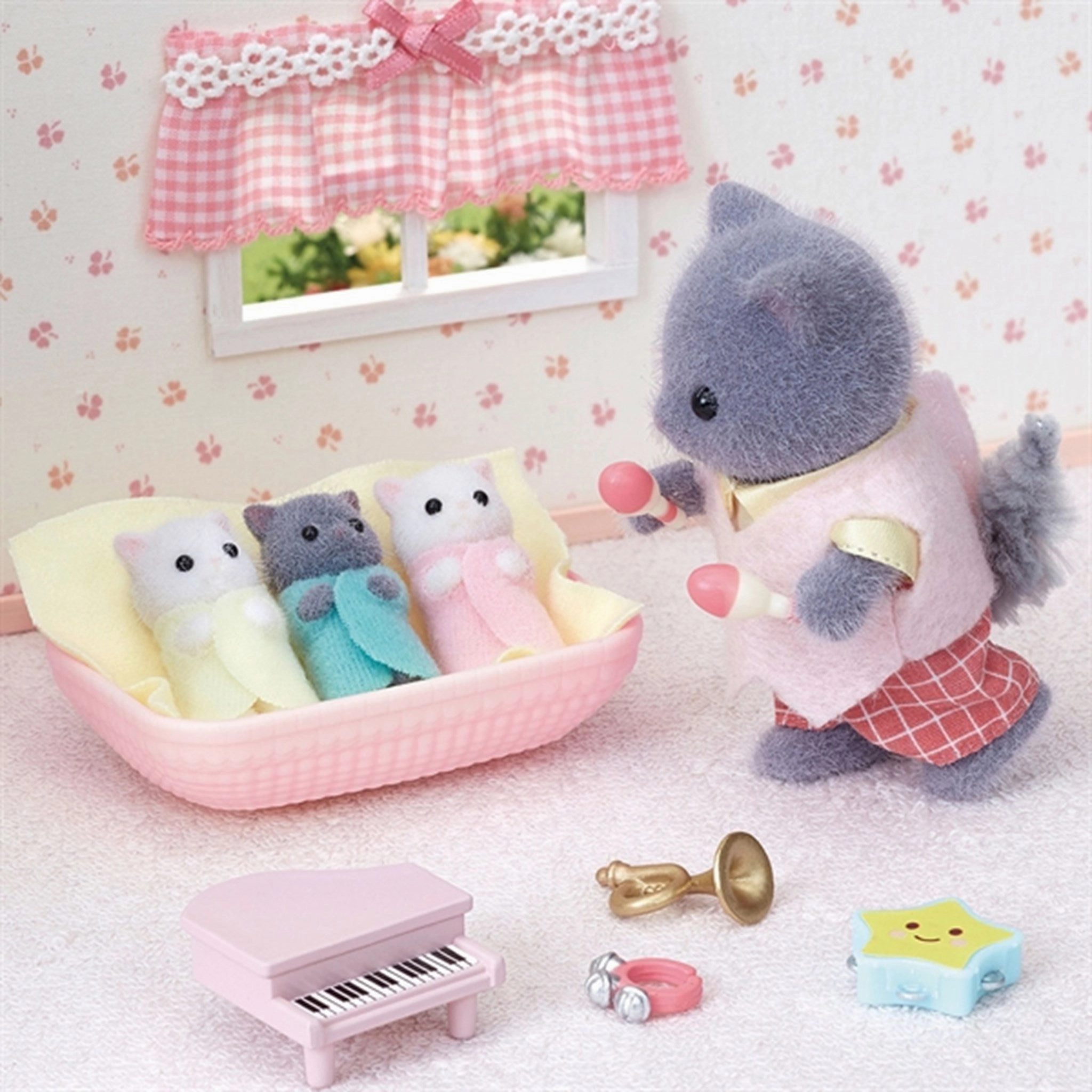 Sylvanian Families? Persian Cat Triplets