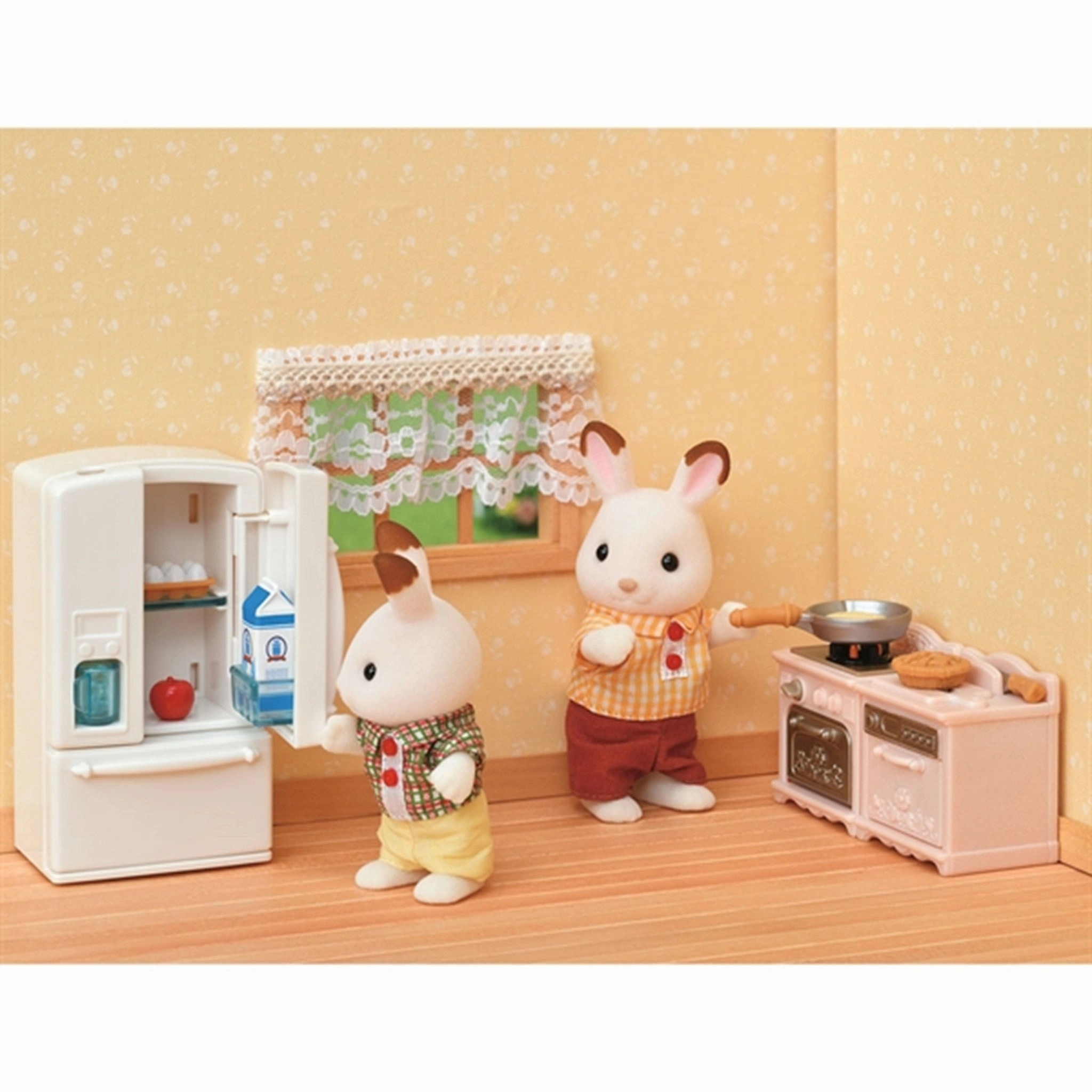 Sylvanian Families? Playful Starter Furniture Set