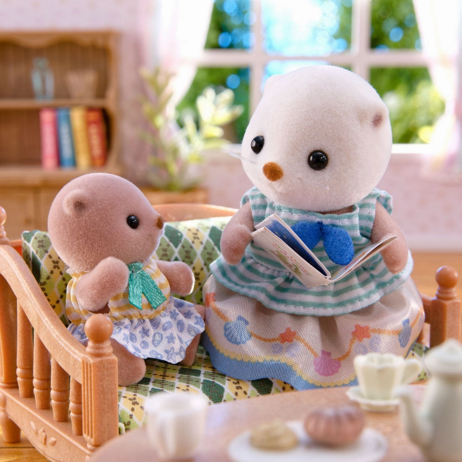 Sylvanian Families? Sea Otter Sisters - Splashy Snorkel Set