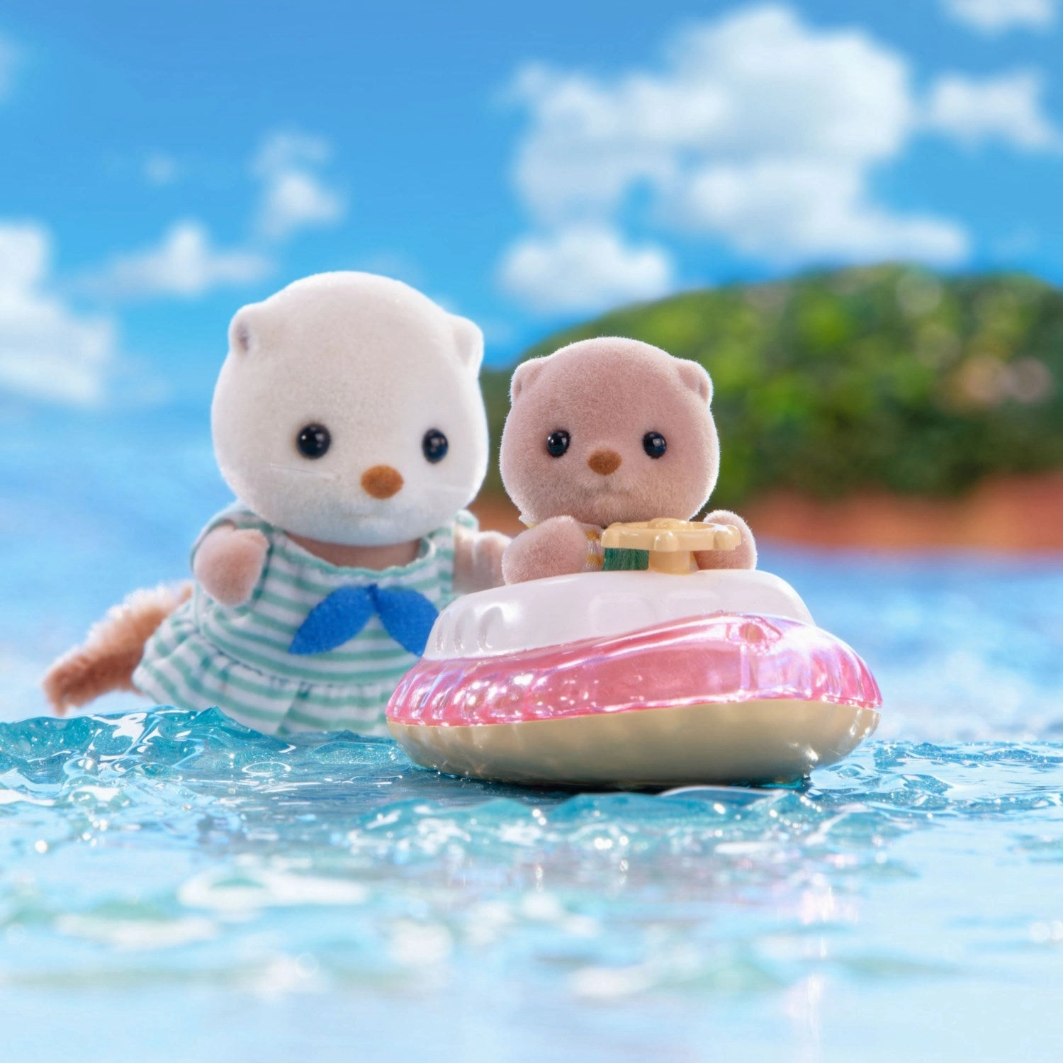 Sylvanian Families? Sea Otter Sisters - Splashy Snorkel Set