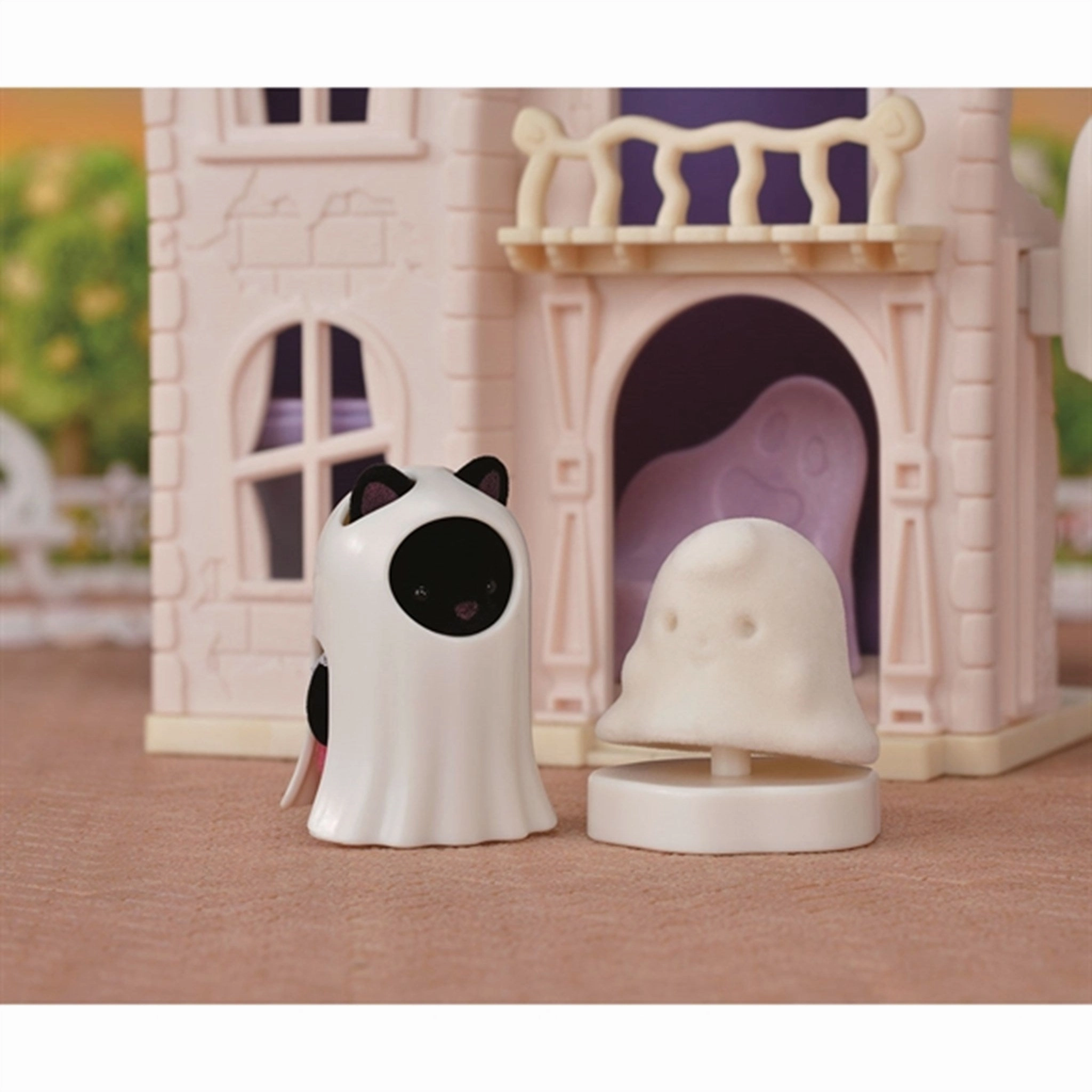 Sylvanian Families? Spooky Surprise House