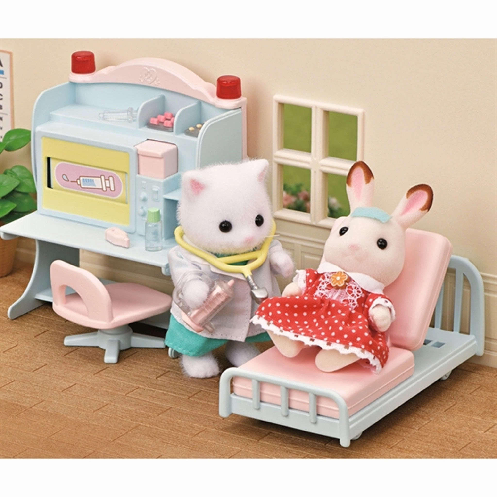 Sylvanian Families? Village Doctor Starter Set