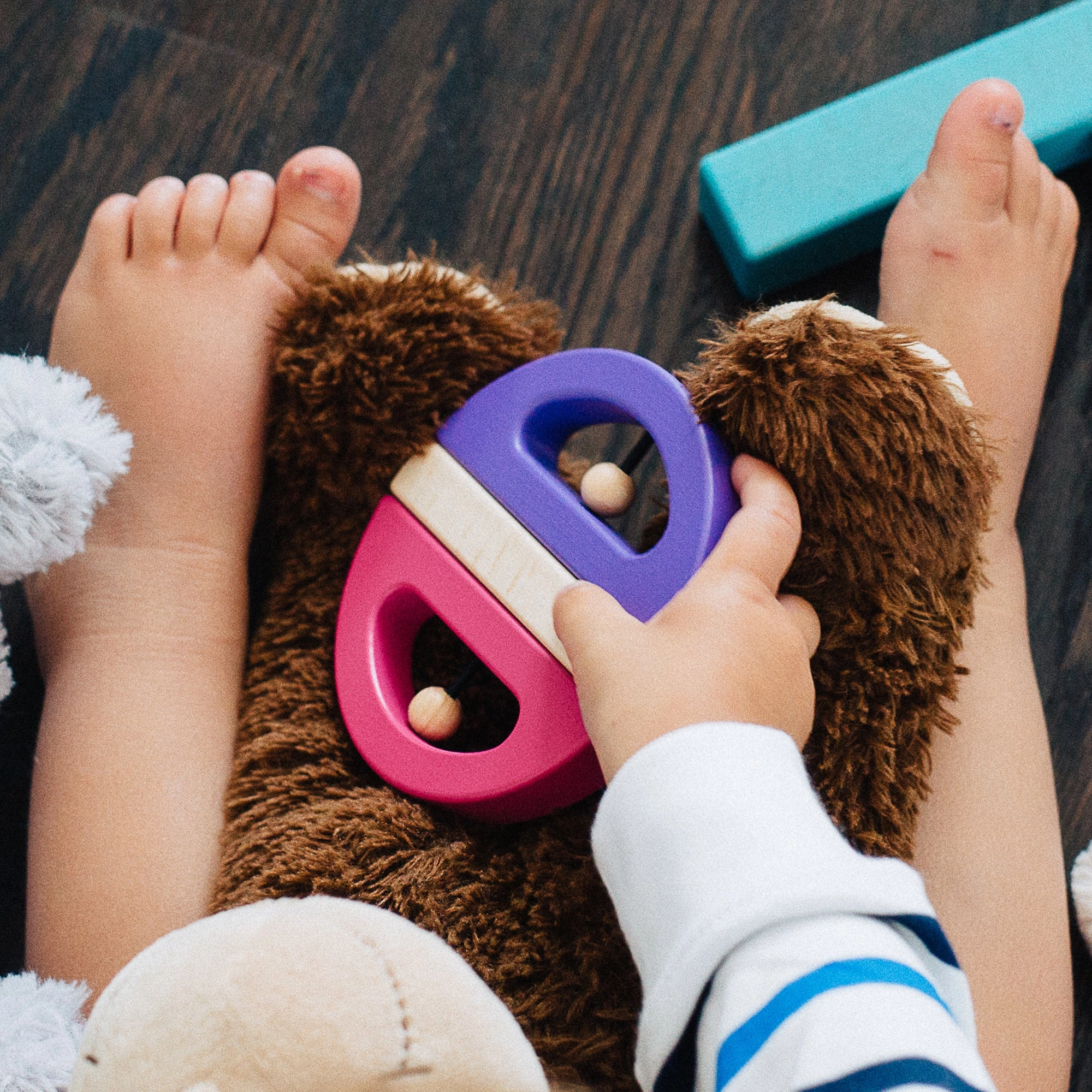 Tegu Swivel Bugs Pink & Purple Magnetic Wooden Blocks