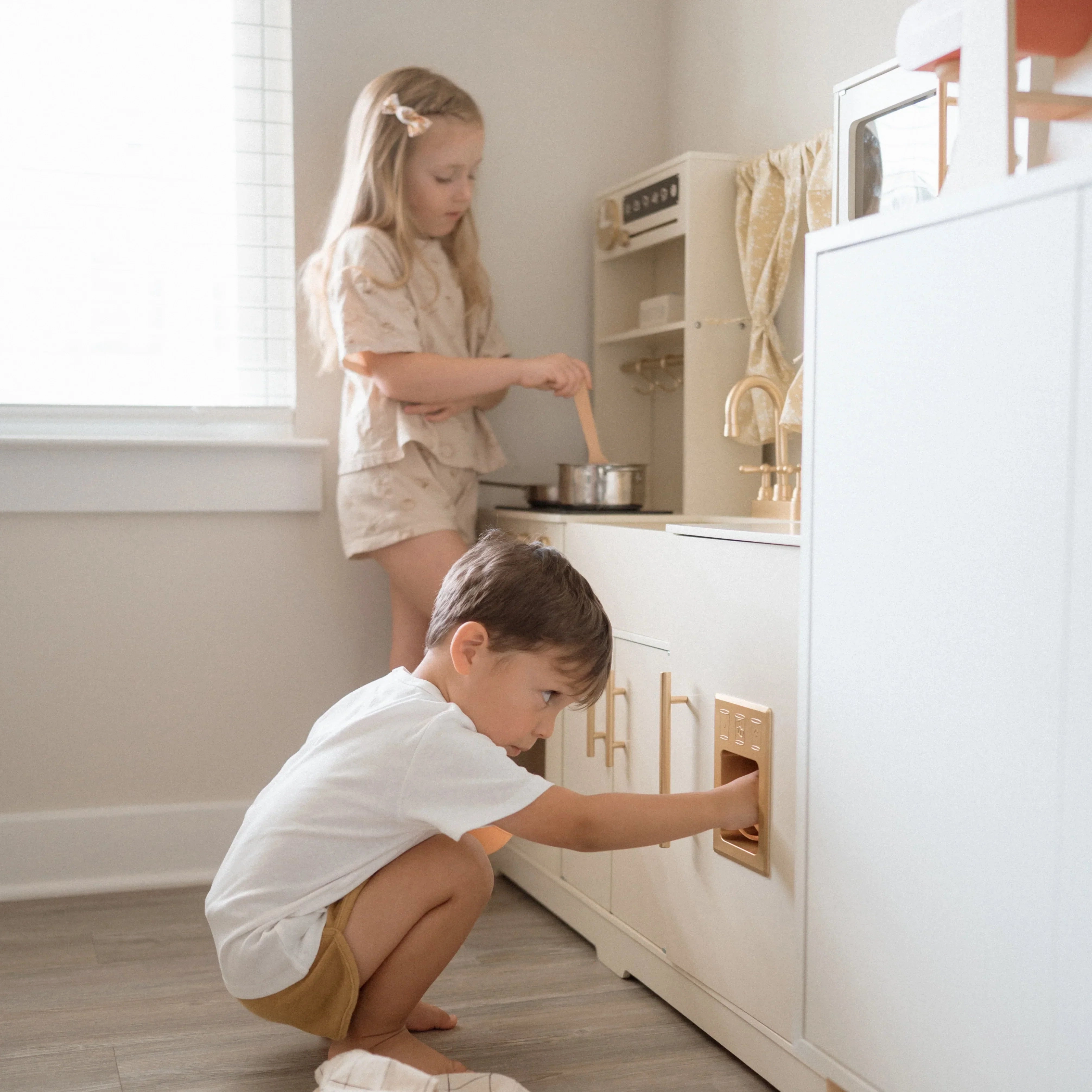 Tiny Land Trendy Home Style Play Kitchen