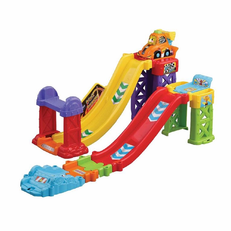 Vtech toot toot 3 in 1 Raceway