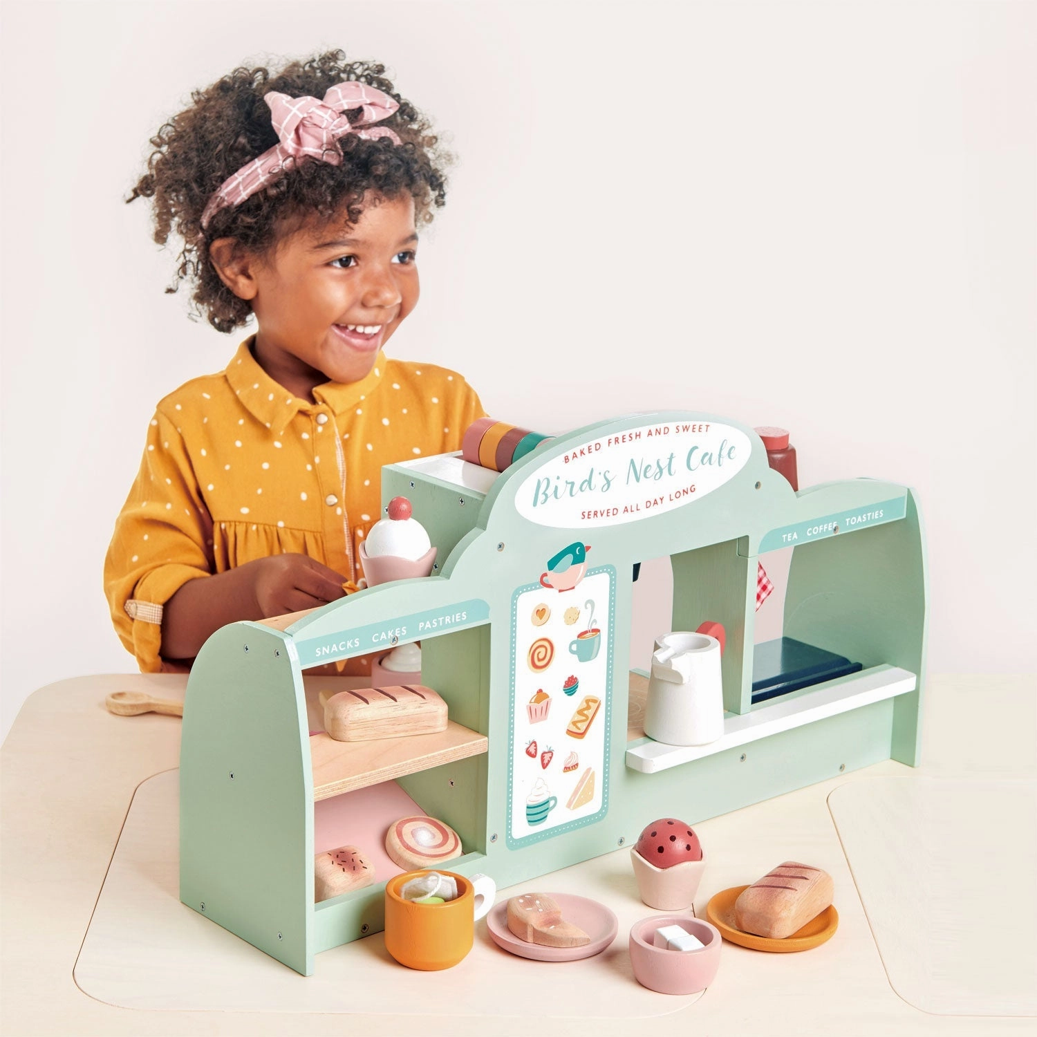 Wooden Mini Chef Birds Nest Caf