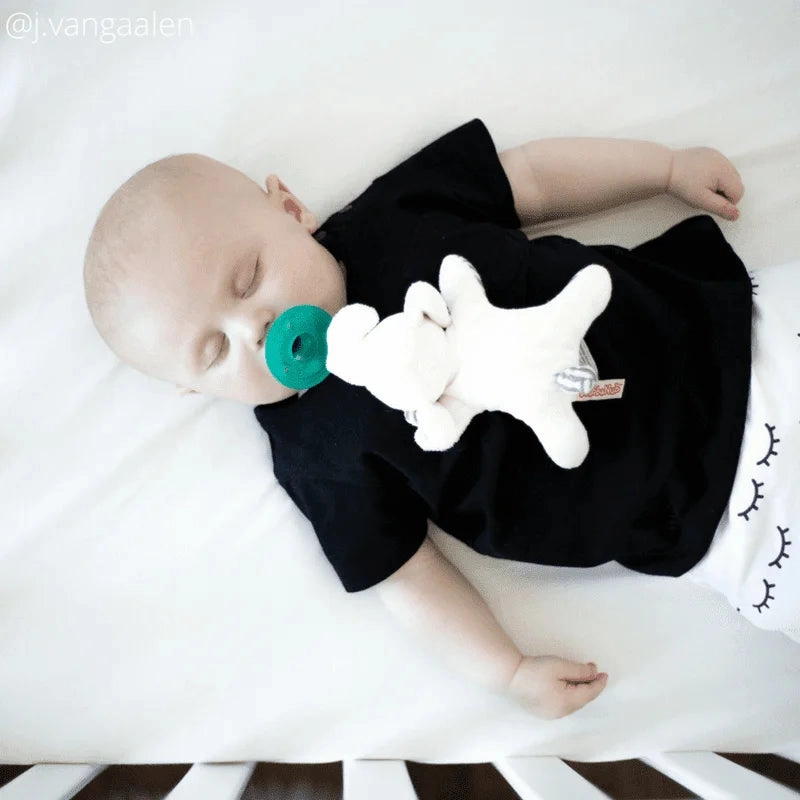 wubbanub Afrique elephant pacifier